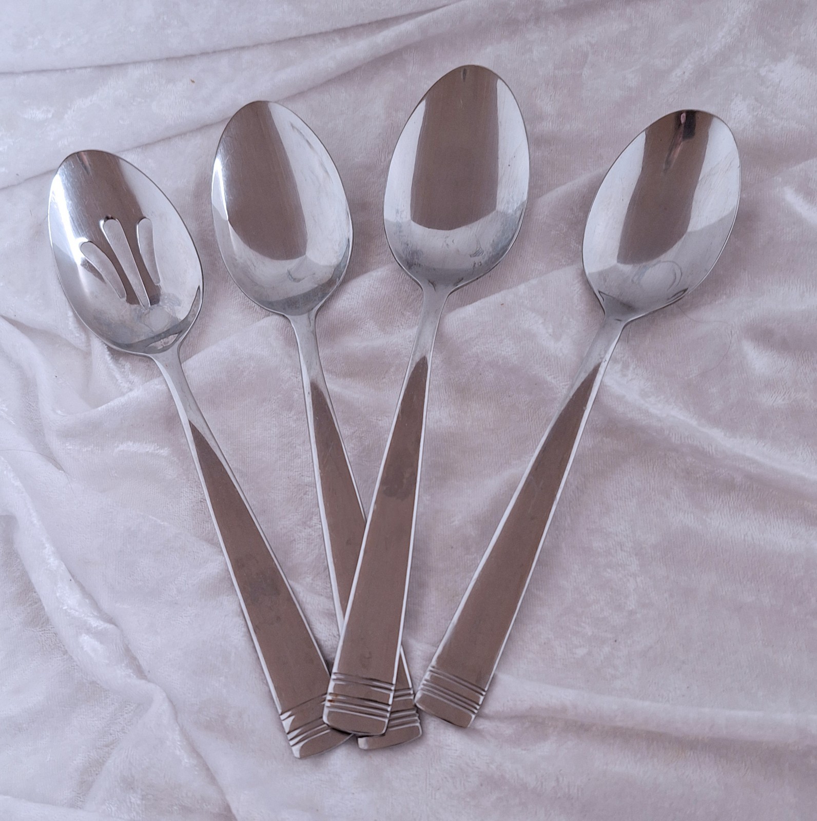4pc Farberware Coriander Mirror Bands Stainless - Serving Spoons Regular/Slotted