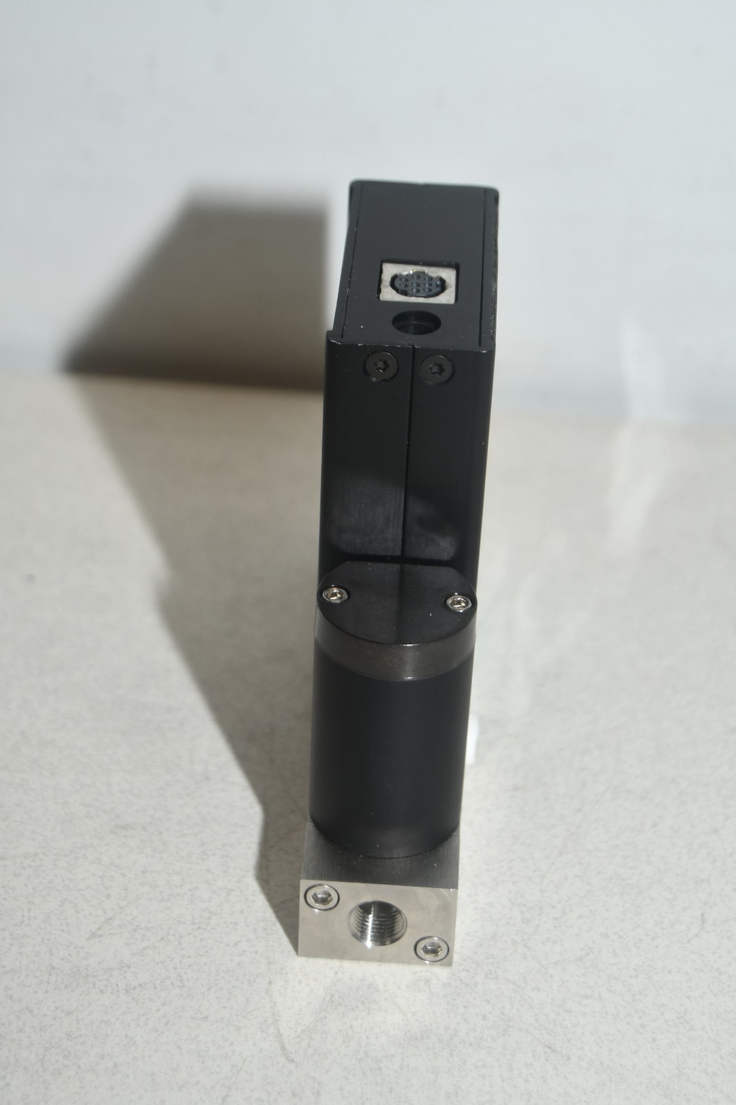 ^ Alicat PCD-30PSIG-D/5P RIN 500CC Flow Controller #X8331