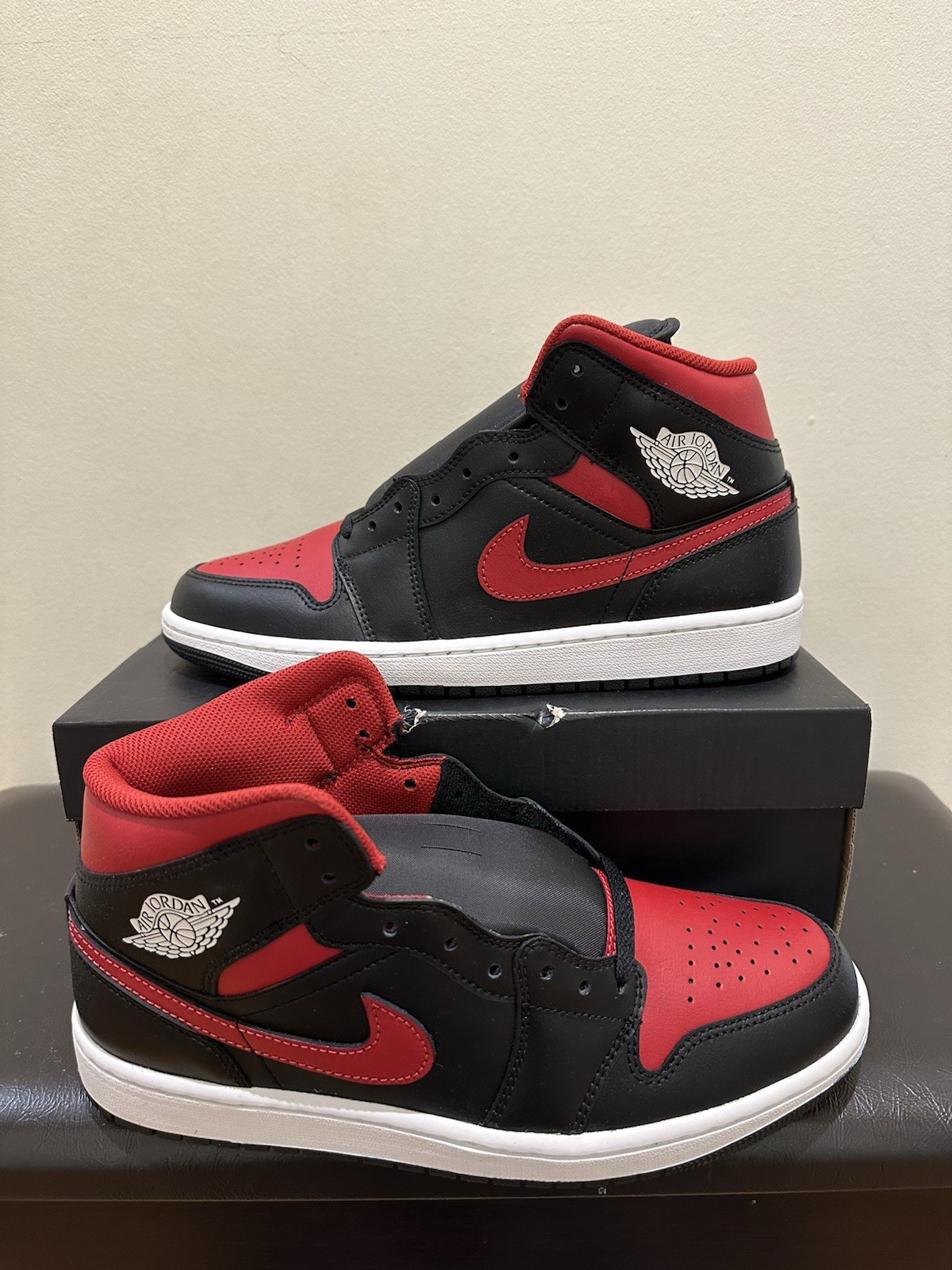 NIB Men Nike Jordan 1 Mid Bred Twist Black/Varsity Red/Summit White DQ8426-067