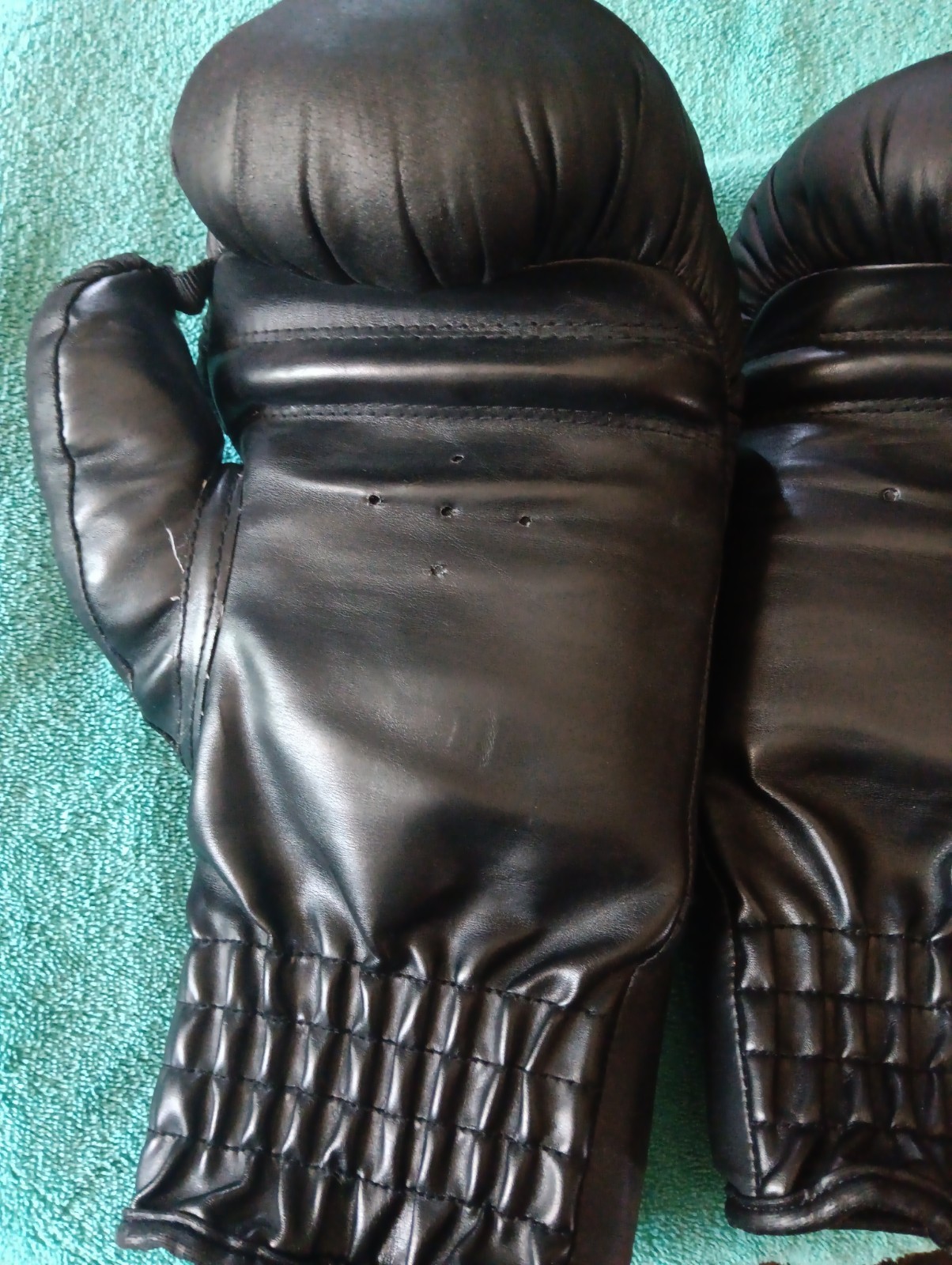 TKO-TECHINICAL KNOCKOUT- ALL PURPOSE BOXING GLOVES - 16oz, Good