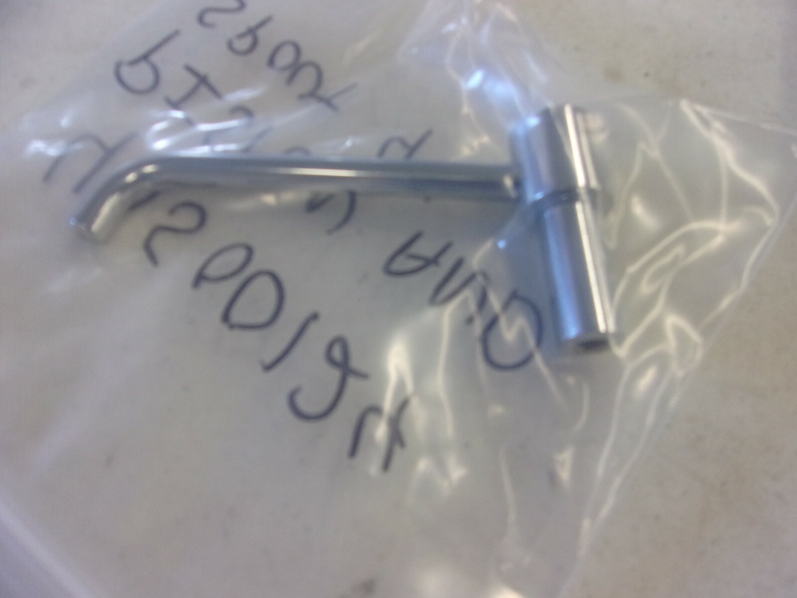 29-0328  LIQUID SOAP DISPENSER  40500124  Piston and Spout (4-in spout)