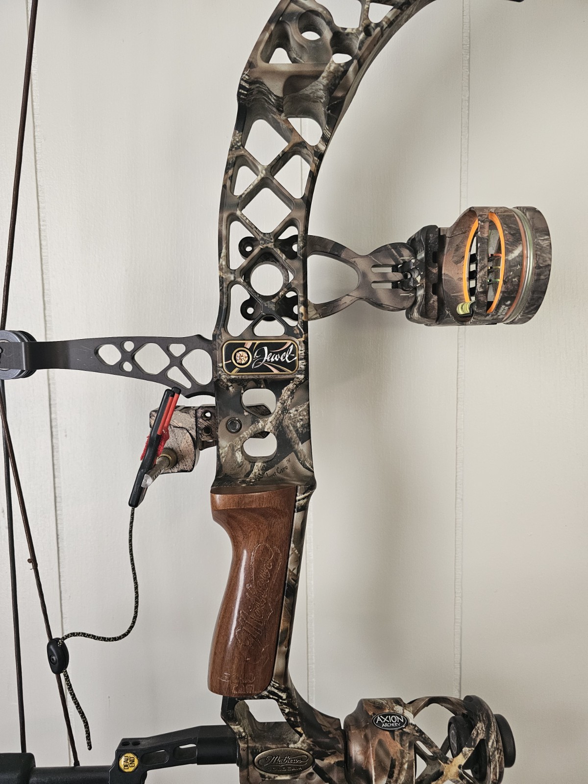 Mathews Jewel Compound Bow