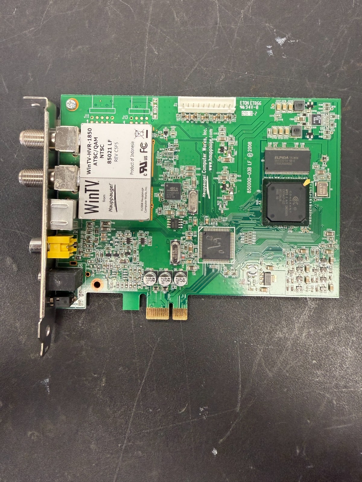 Hauppauge WinTV-HVR-1850 85021 LF PCIe TV Tuner Card ATSC QAM NTSC