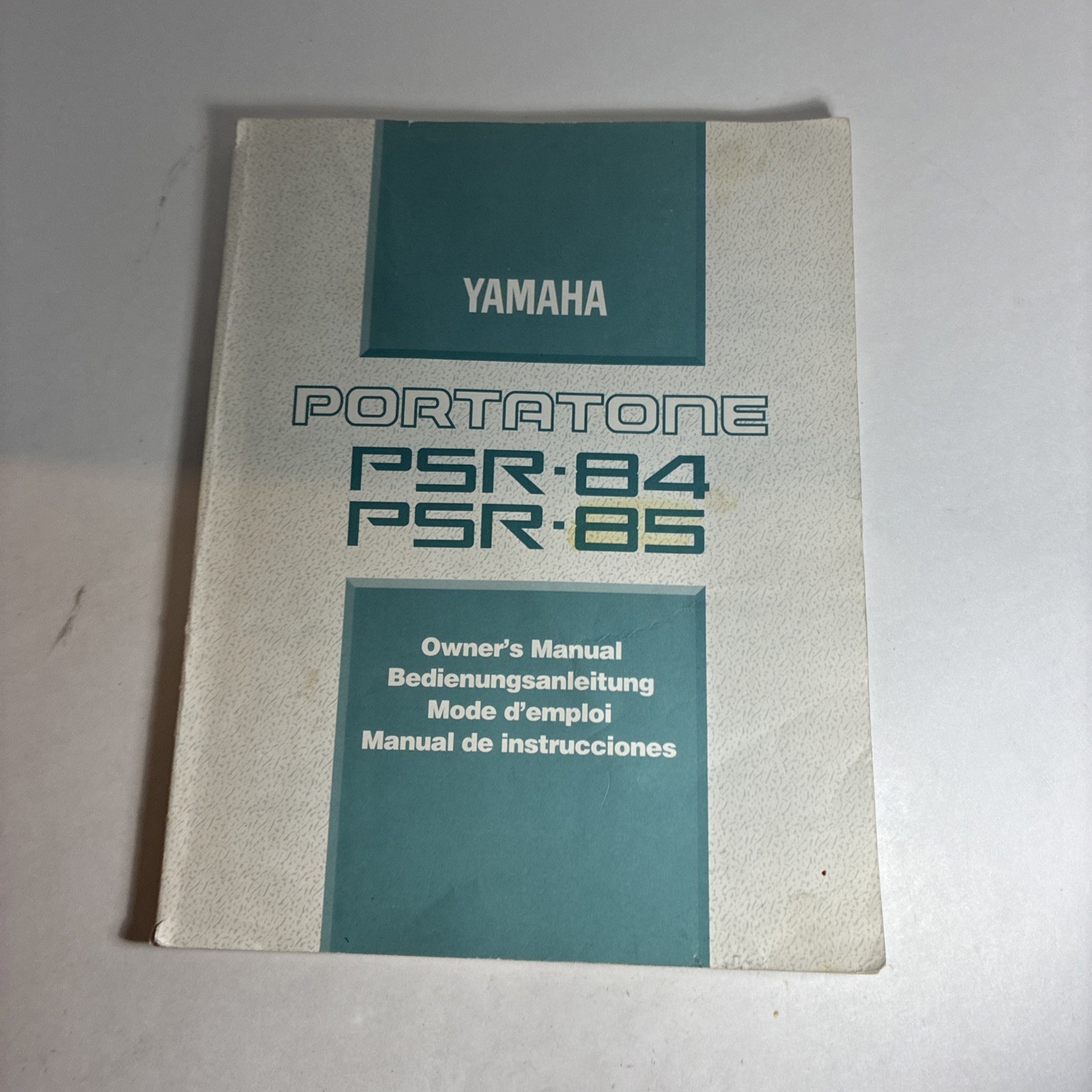 Yamaha Portatone PSR-84 PSR-85 Owner's Manual 1994 Multi-Language Original