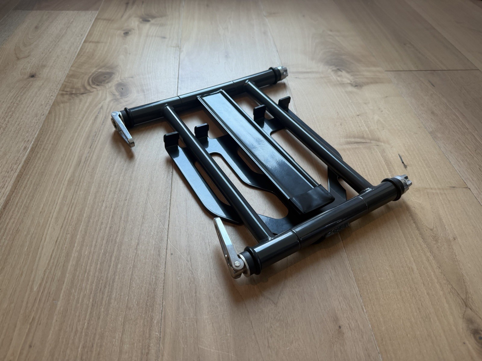 Native Instruments Traktor Kontrol S4-Namba Gear Backpack-Laptop stand-Cords