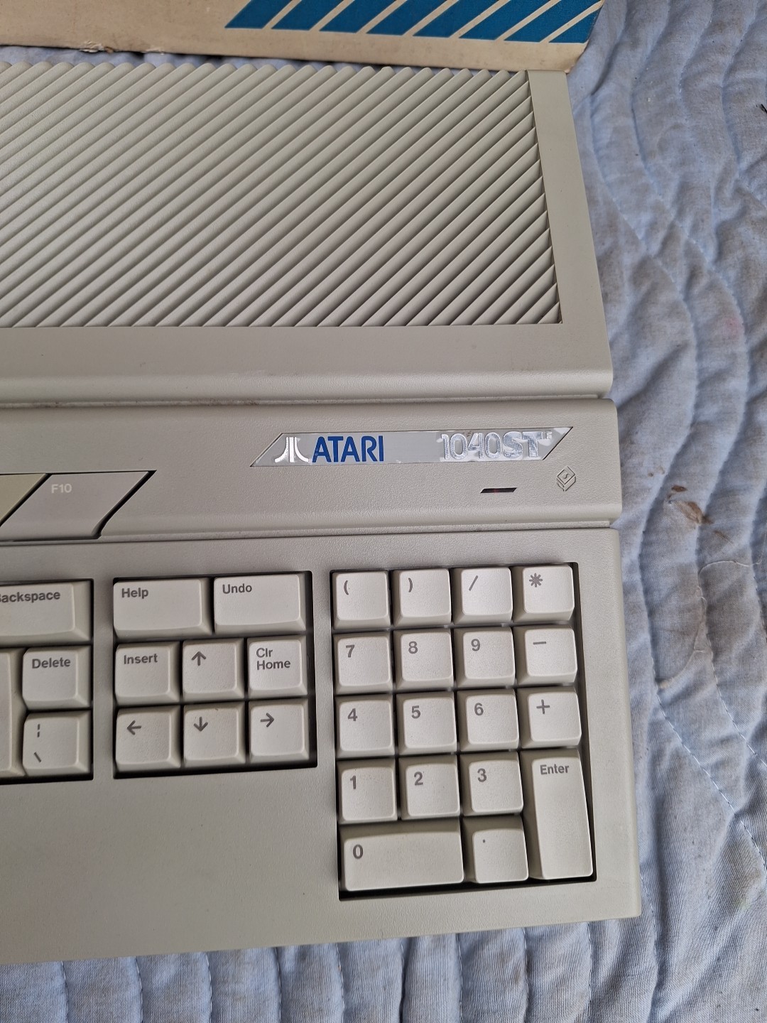 Vintage Atari 1040st With Box Untested