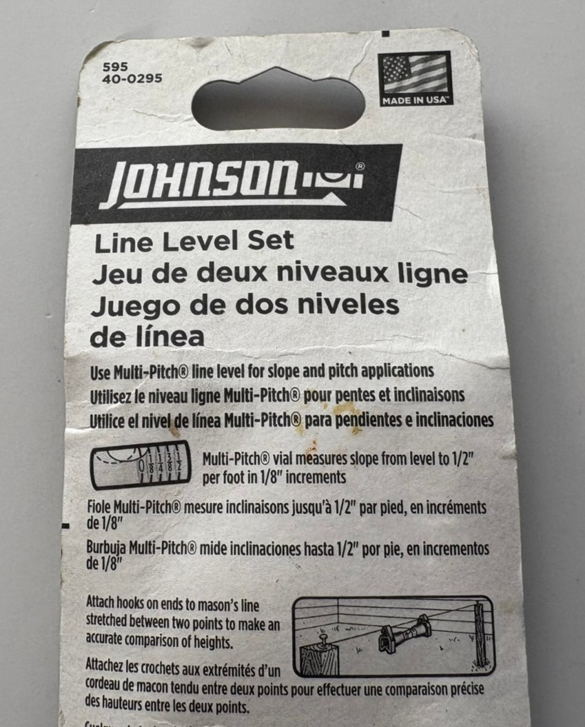 Johnson Structo-Cast 3 Inch Plastic Line Level Set (Package Scuffs)