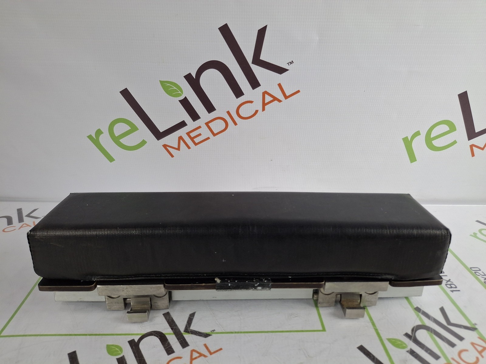 Skytron Armboard Table Accessory