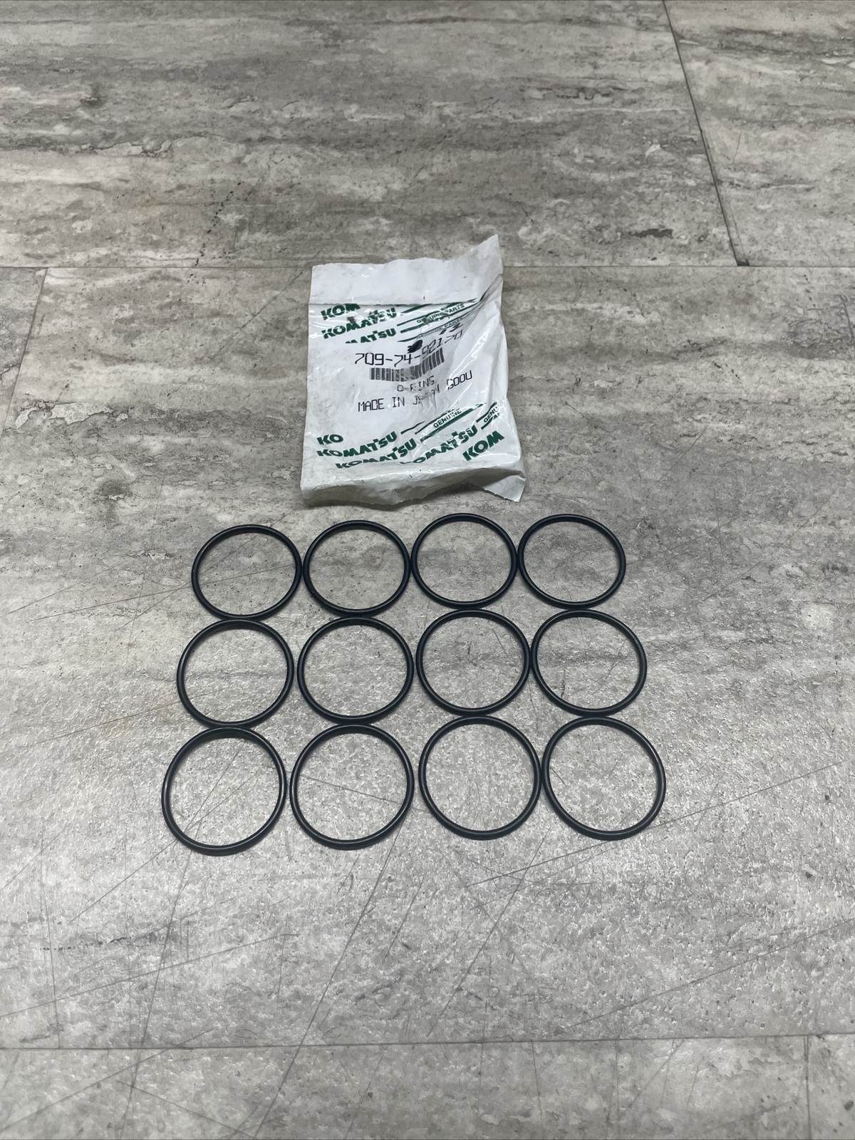 Lot Of 12 Genuine OEM Komatsu 709-74-92170 O-Ring, New