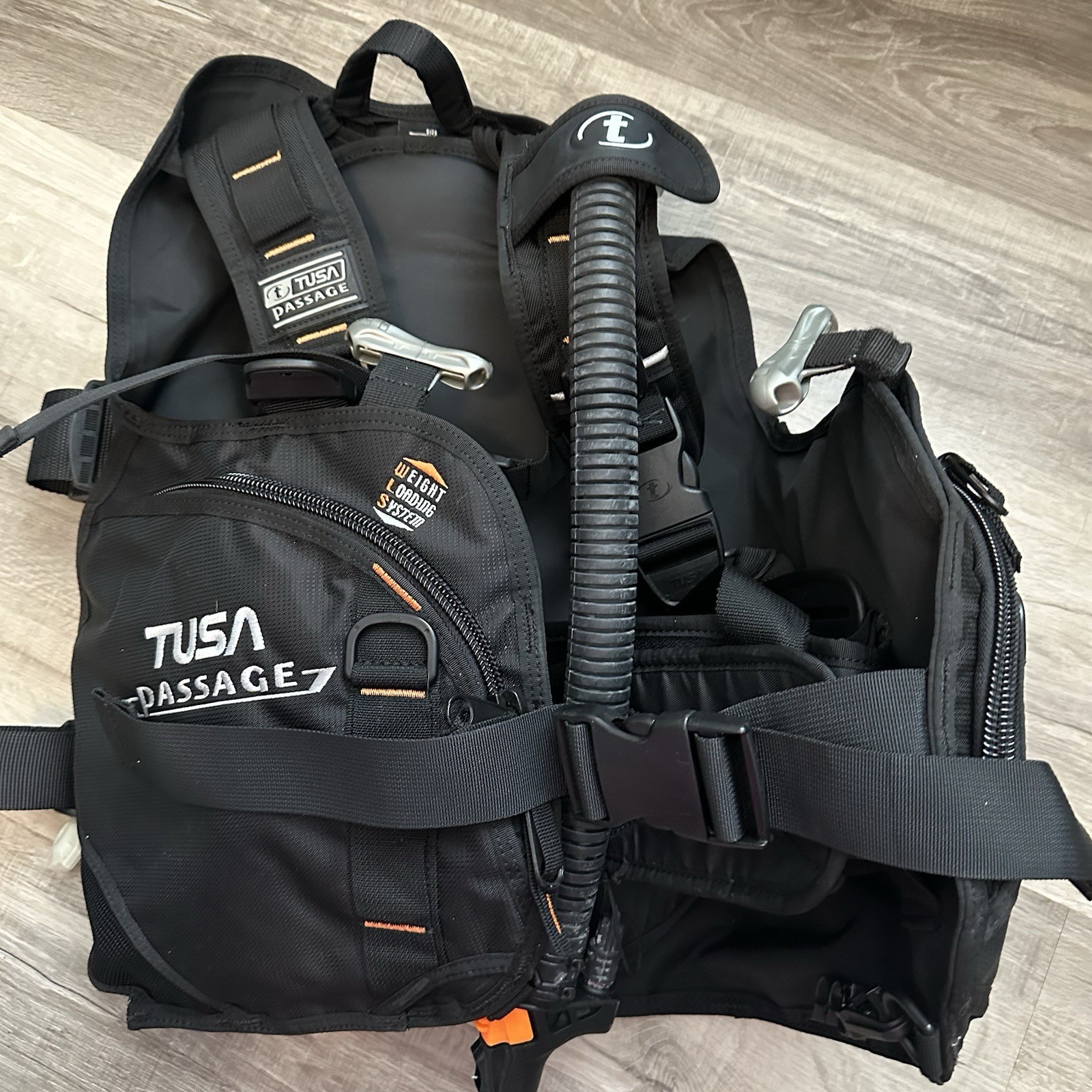 TUSA Passage Scuba Diving BCD BCJ-165 Size XS Weight Loading System