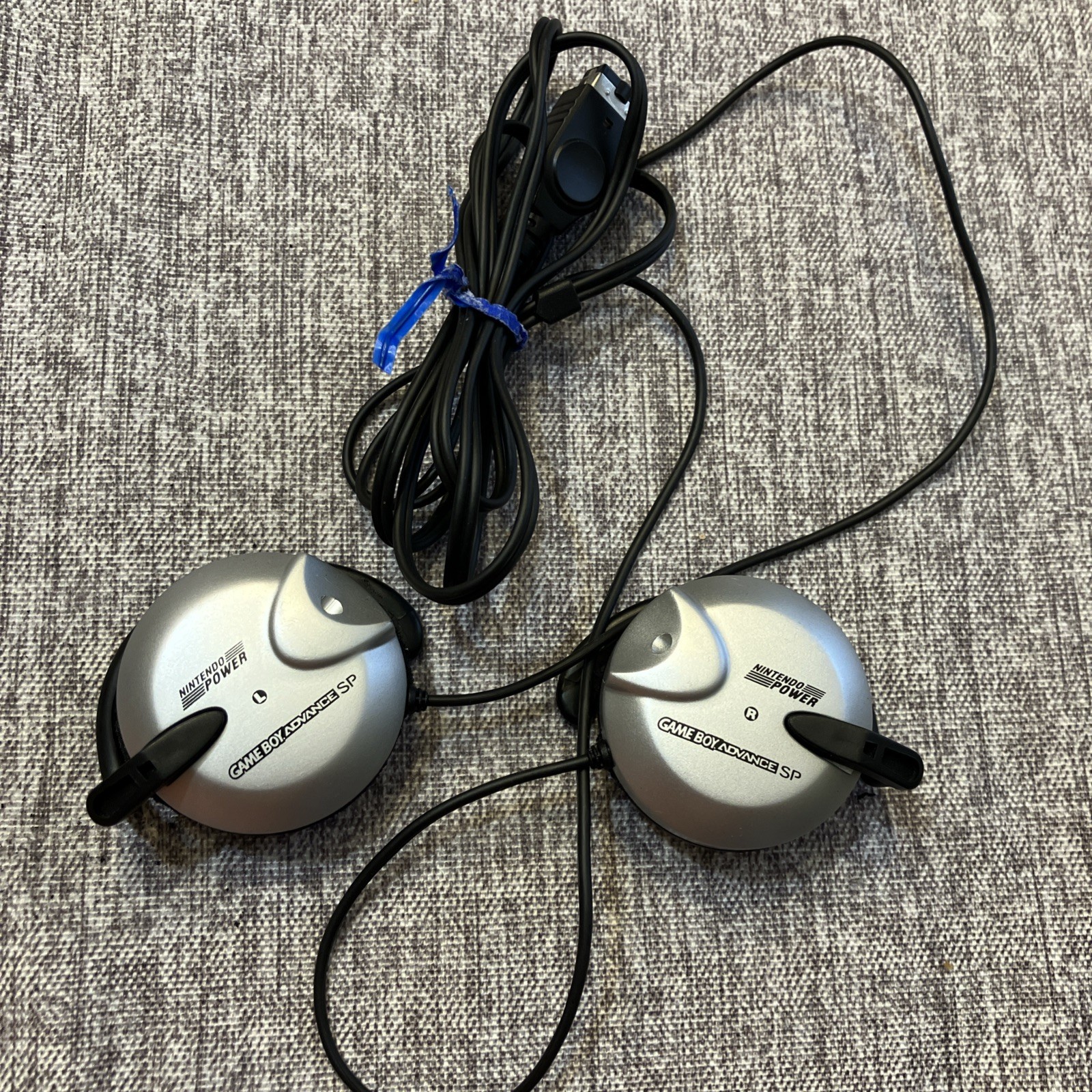 OEM Nintendo Gameboy Advance SP headphones Silver