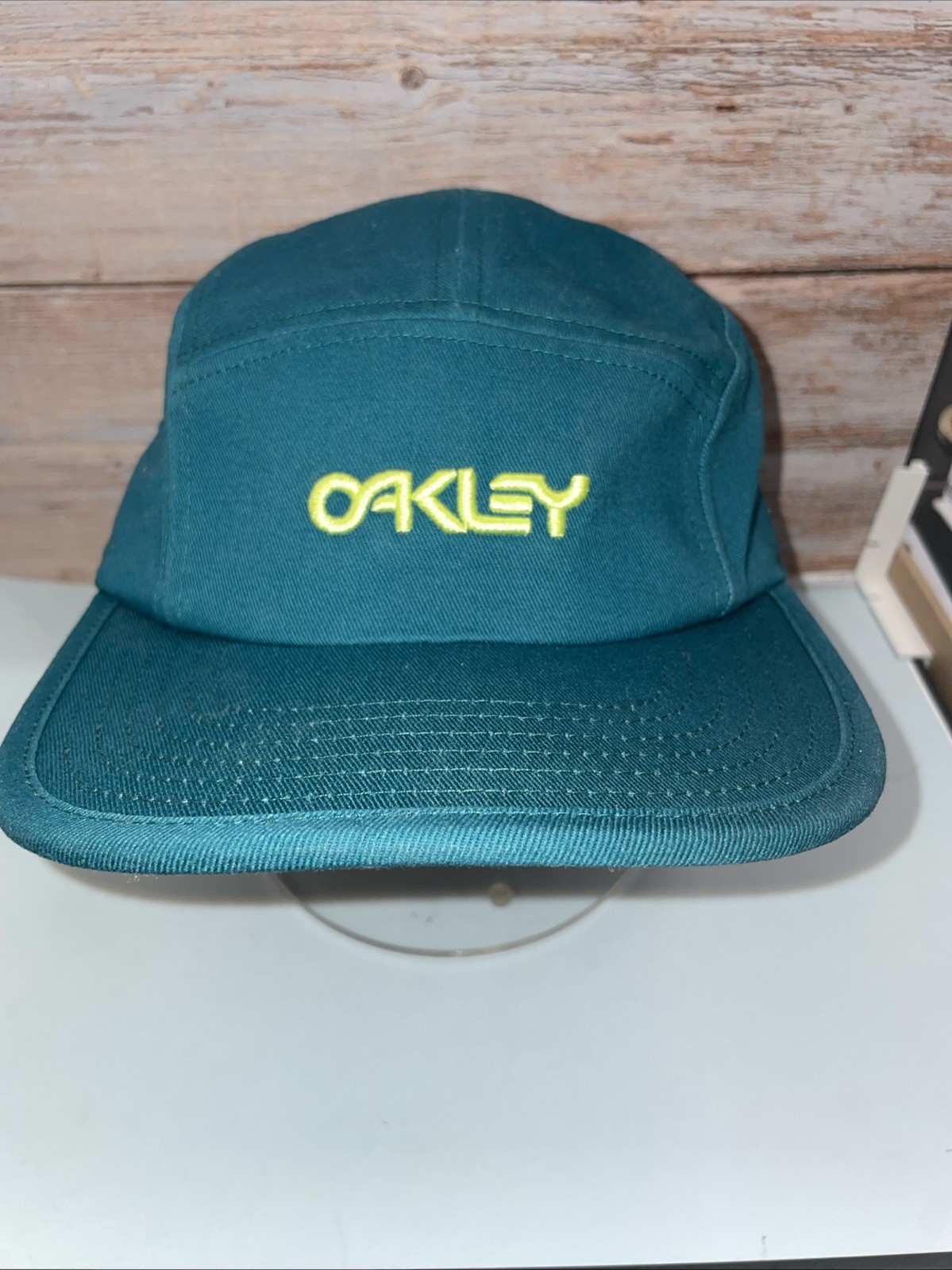Oakley NWOT 5 Panel Hat Cap