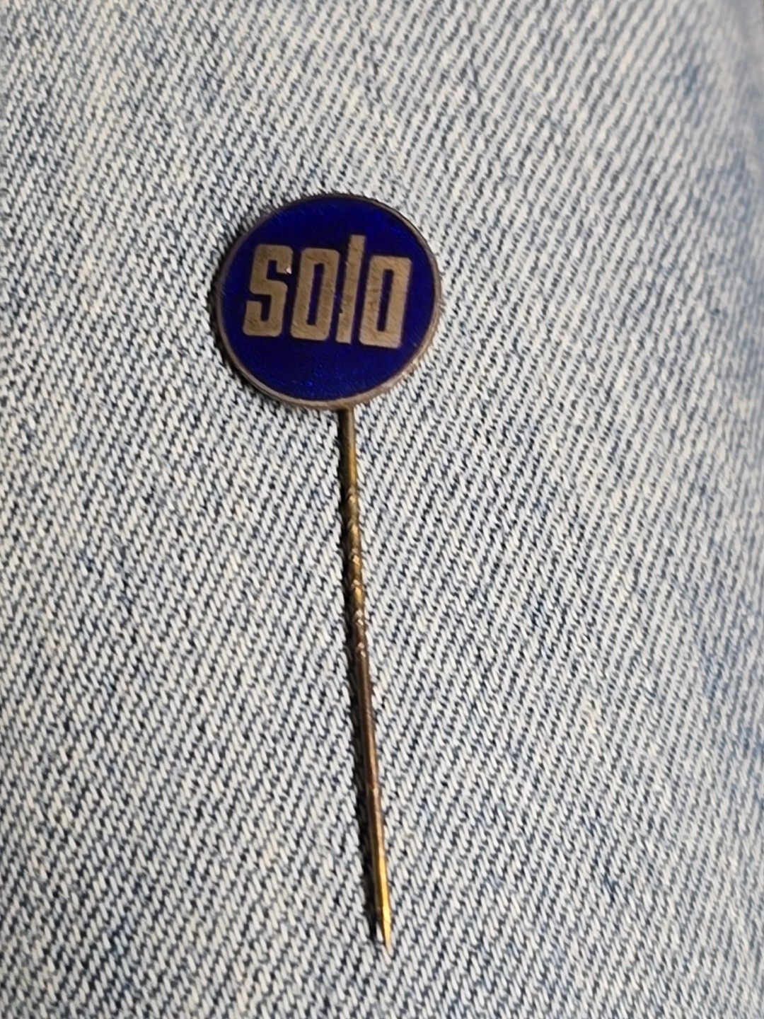 Vintage Pin Solo (99)