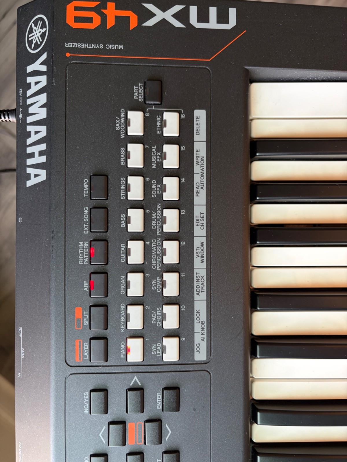 Yamaha MX49 Synthesizer(Black) – Excellent Condition