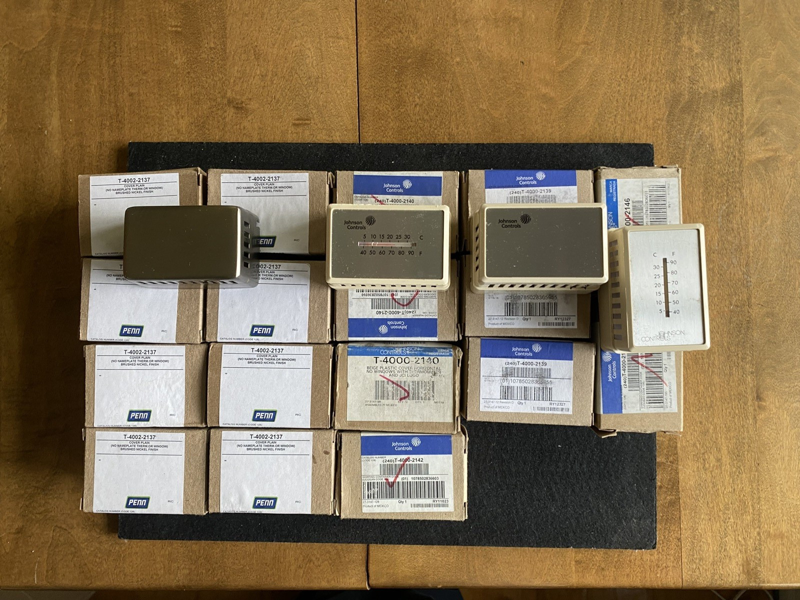 Johnson Controls Pneumatic Thermostat Covers Lot Of 17
