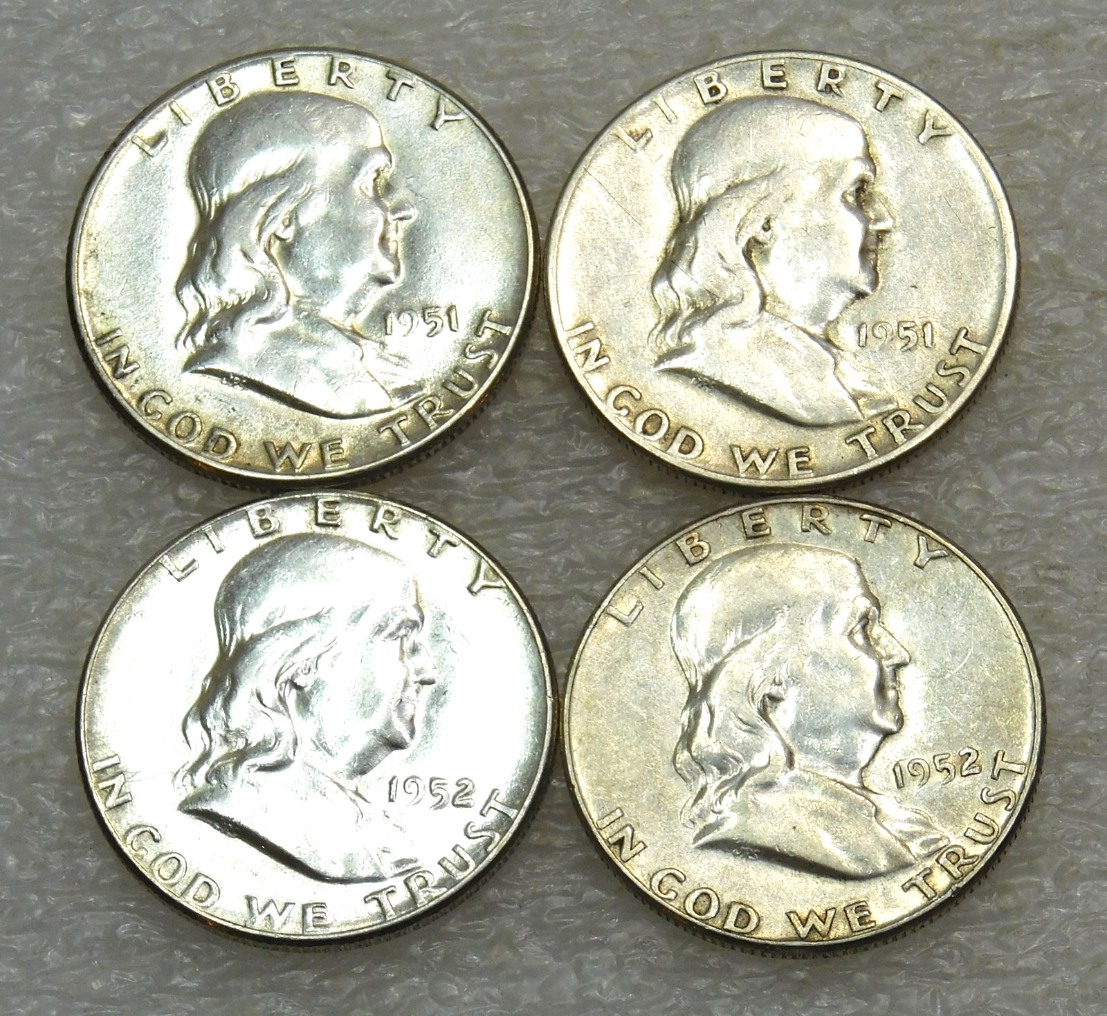 1951 x 2, 1952 x 2 Franklin Silver Half Dollar lot of 4 coins in saflip #J277