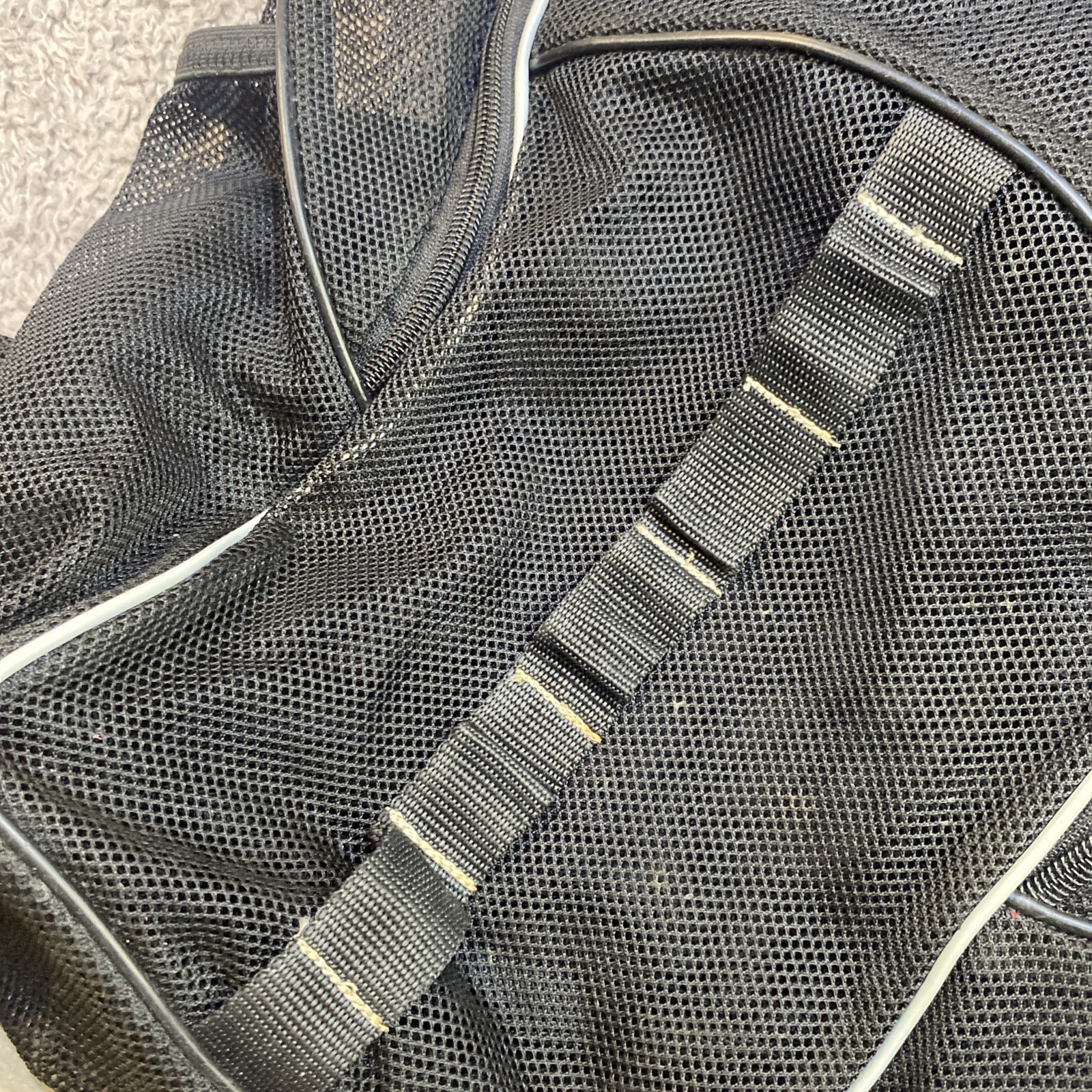 NIKE Vintage Mesh Backpack Y2K Black Book Bag Gym Outdoor Swoosh Vintage