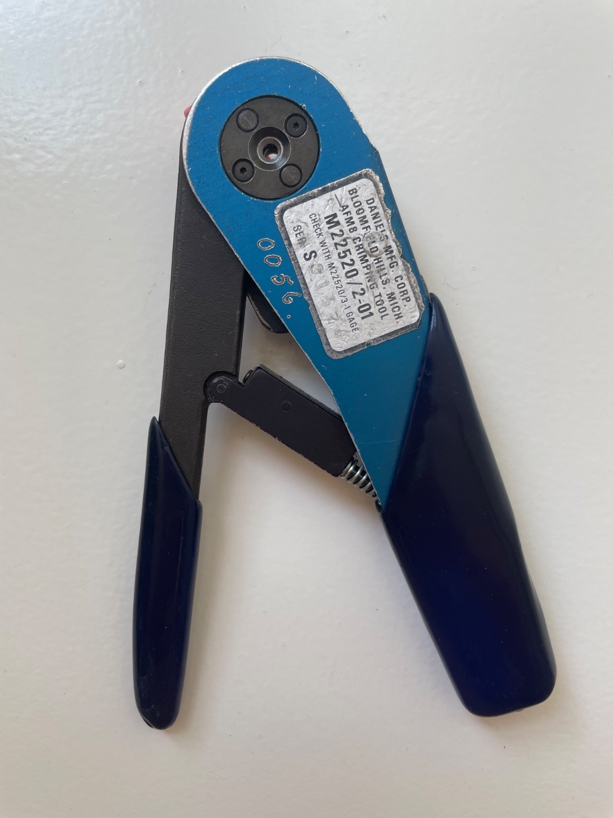 DMC AFM8 Indent Crimp Tool - Blue M22520/2-01