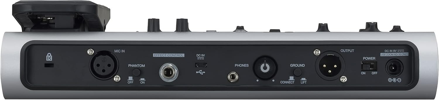 Zoom V6-SP Multi-Effects Vocal Processor Pedal Bundle