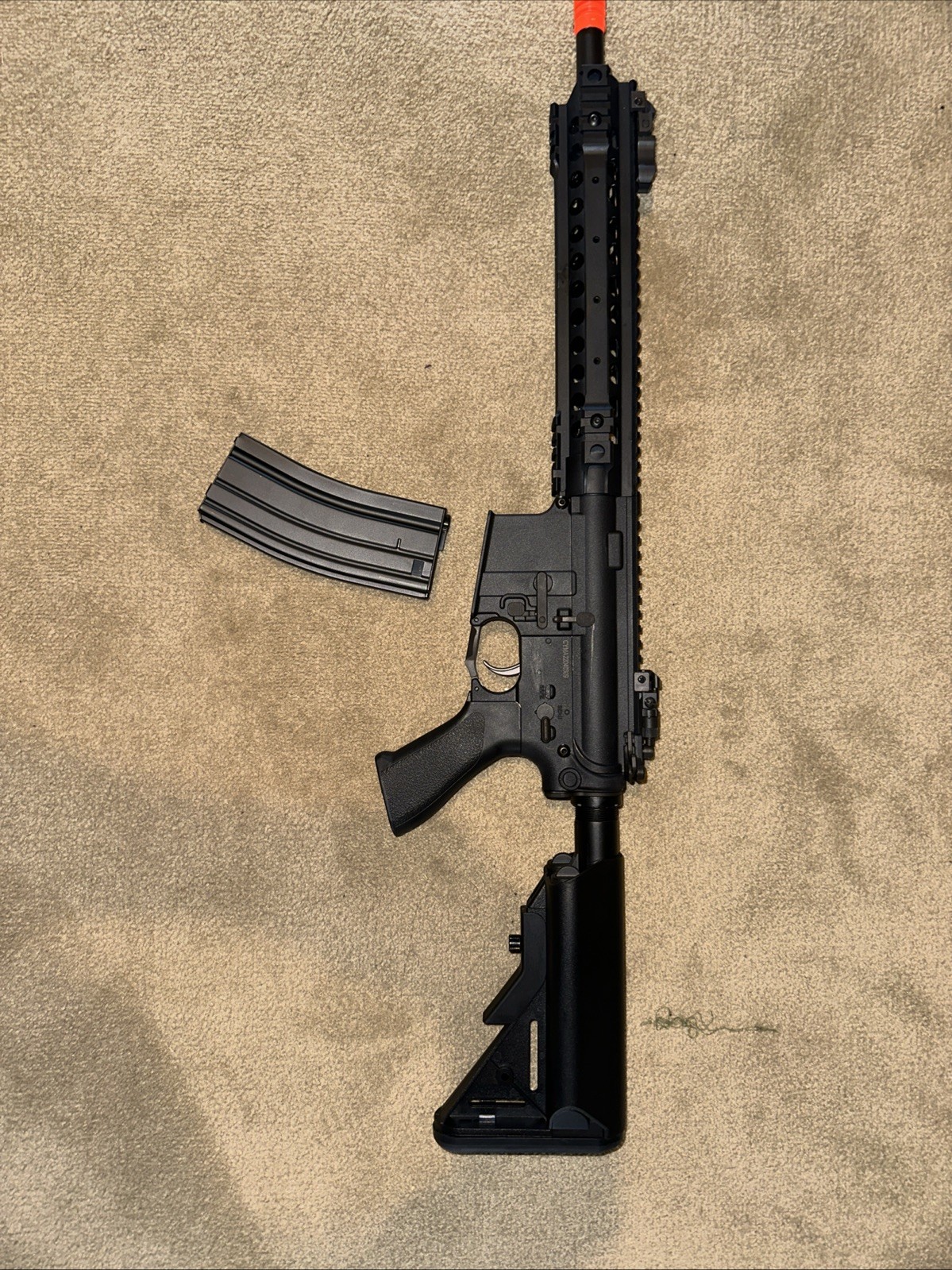 Cyma Sports M4 Airsoft Aeg 11 Inch UX3 Hanguard