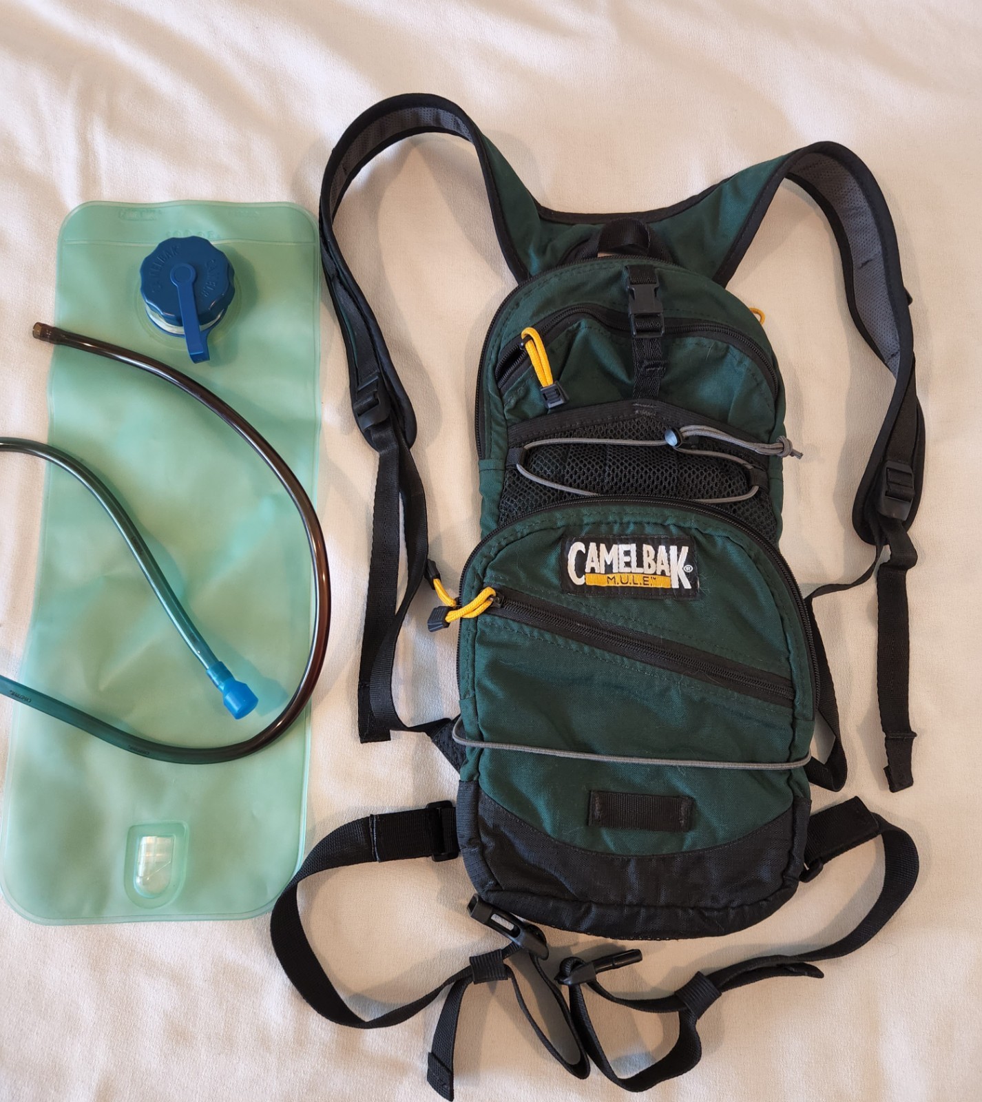 Camelbak M.U.L.E. Hydration Backpack Black Green.