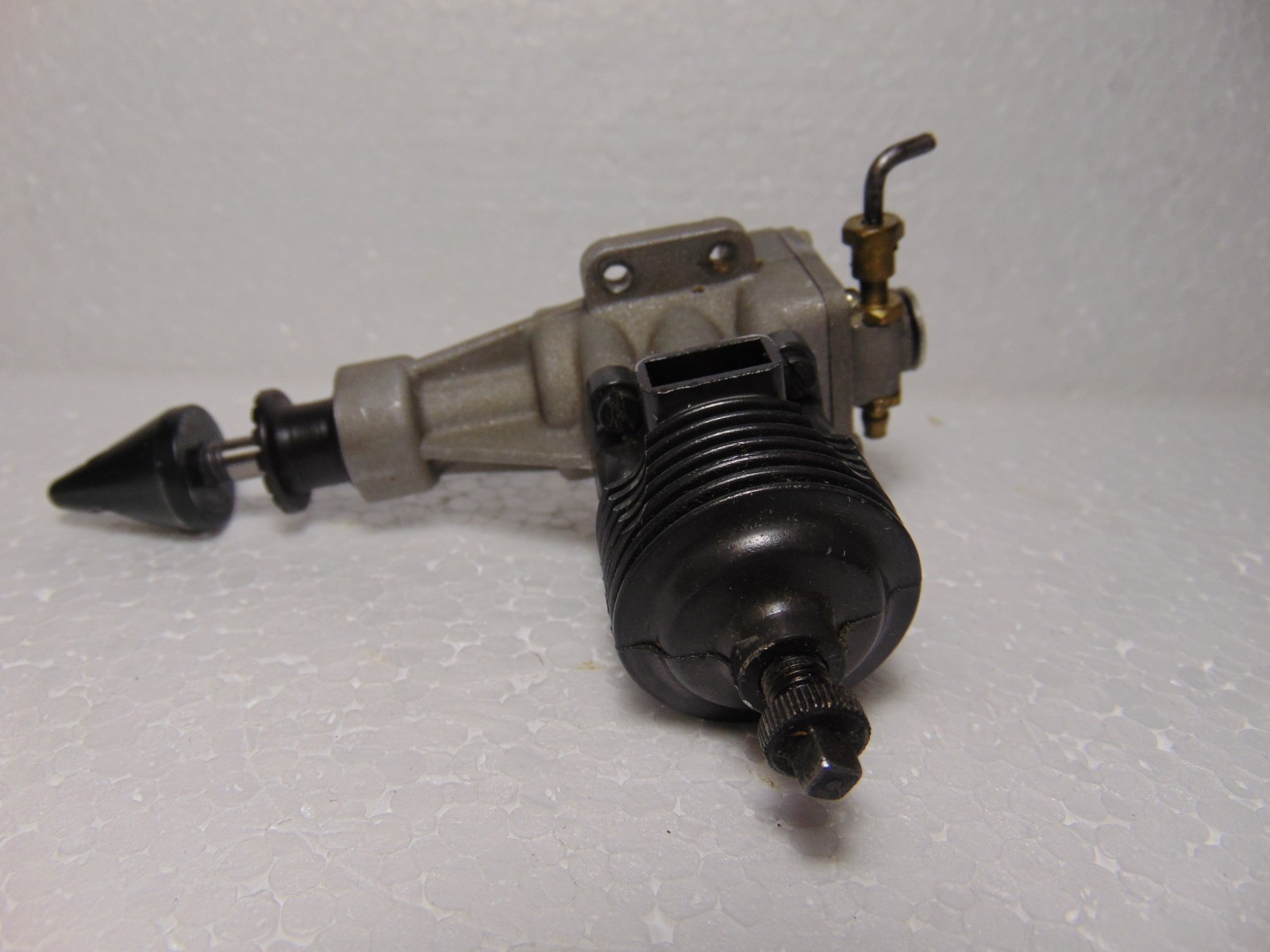 KMD 2.5 cc Airplane Modeling c/l Engine Soviet Motor Diesel KMA .15