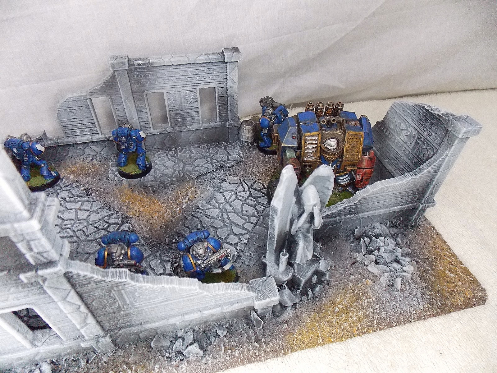 WARGAMING TERRAIN PAINTED BUILDING