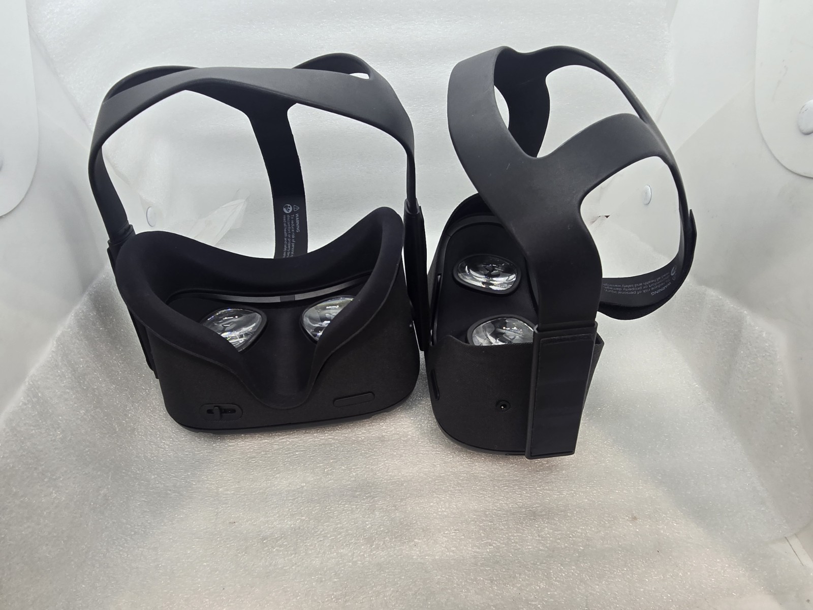 [LOT OF 2 ] Oculus Meta Quest 1 Headset Only  FAST FREE SHIPPING b