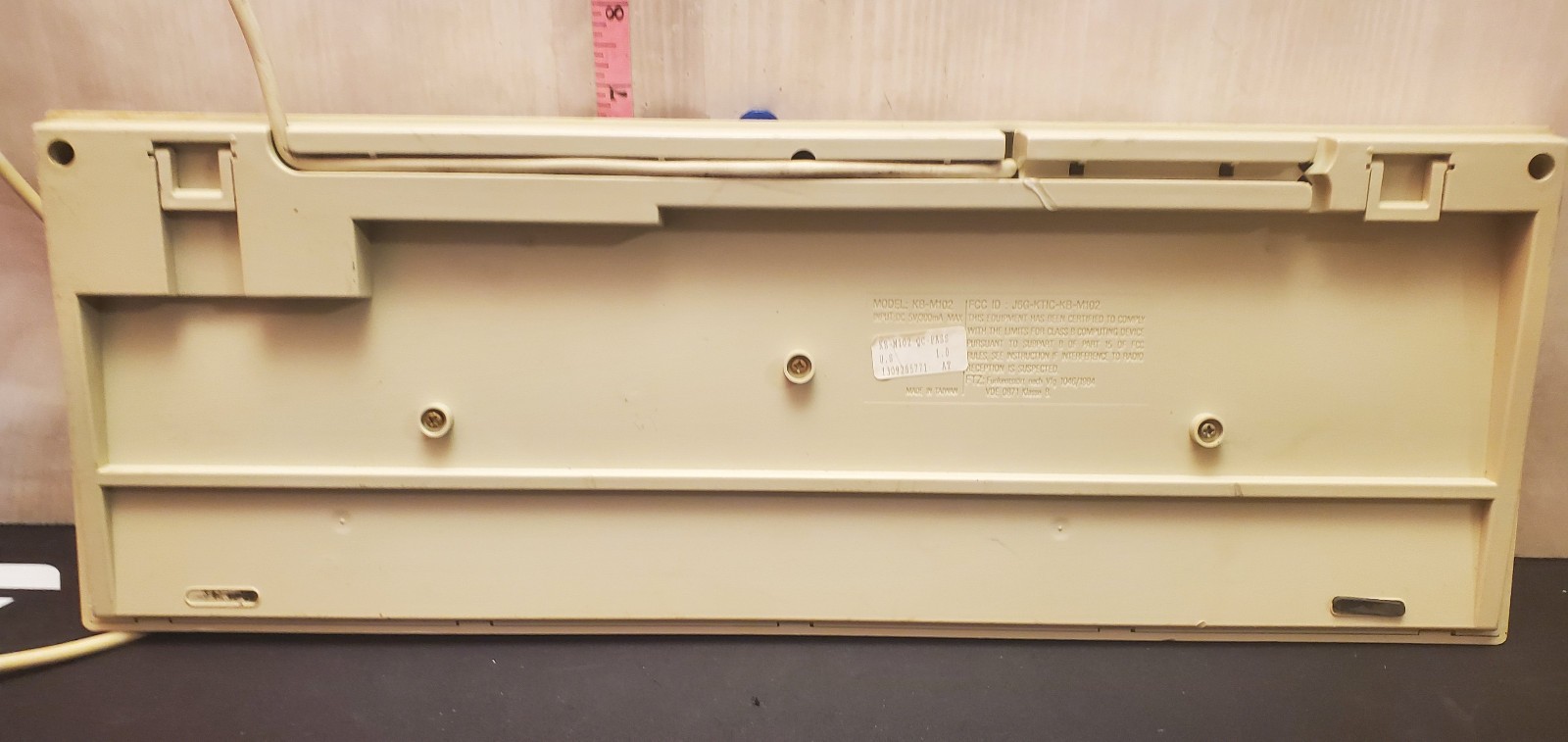 VINTAGE Keyboard KB102M