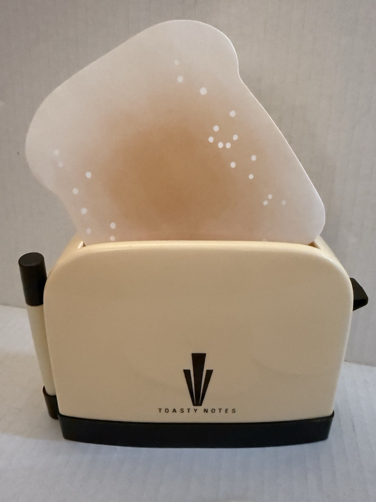 Vintage AVON Toasty Notes Figural Toaster w/ Paper  6”x 4.5” Cute!