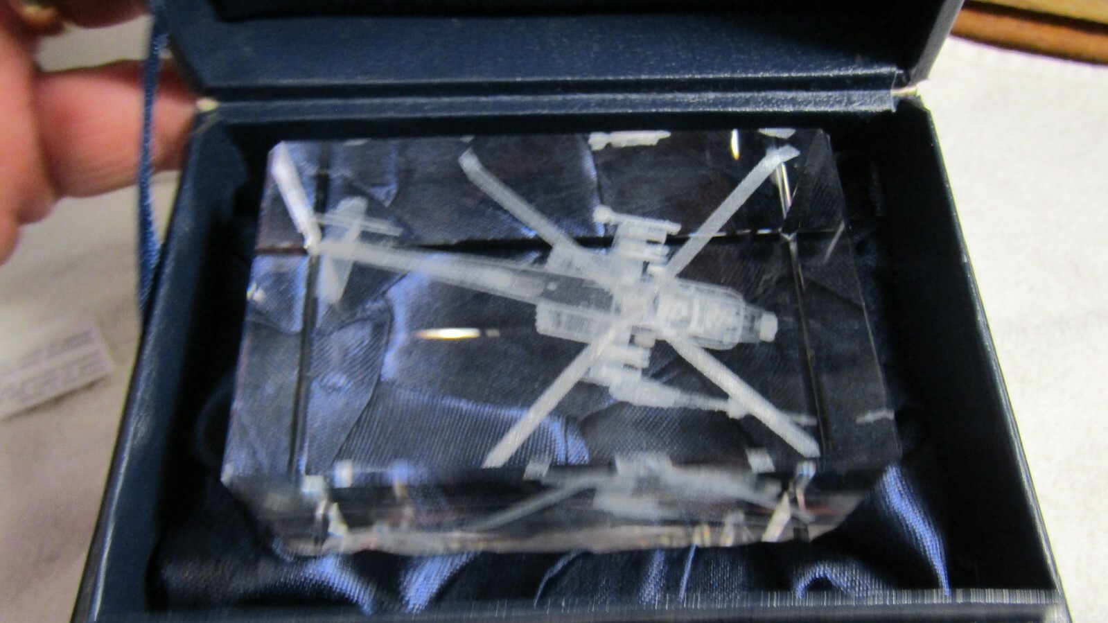 3D Moments Crystal Glass United States Dept of the US Army Helicopter Stand NOS