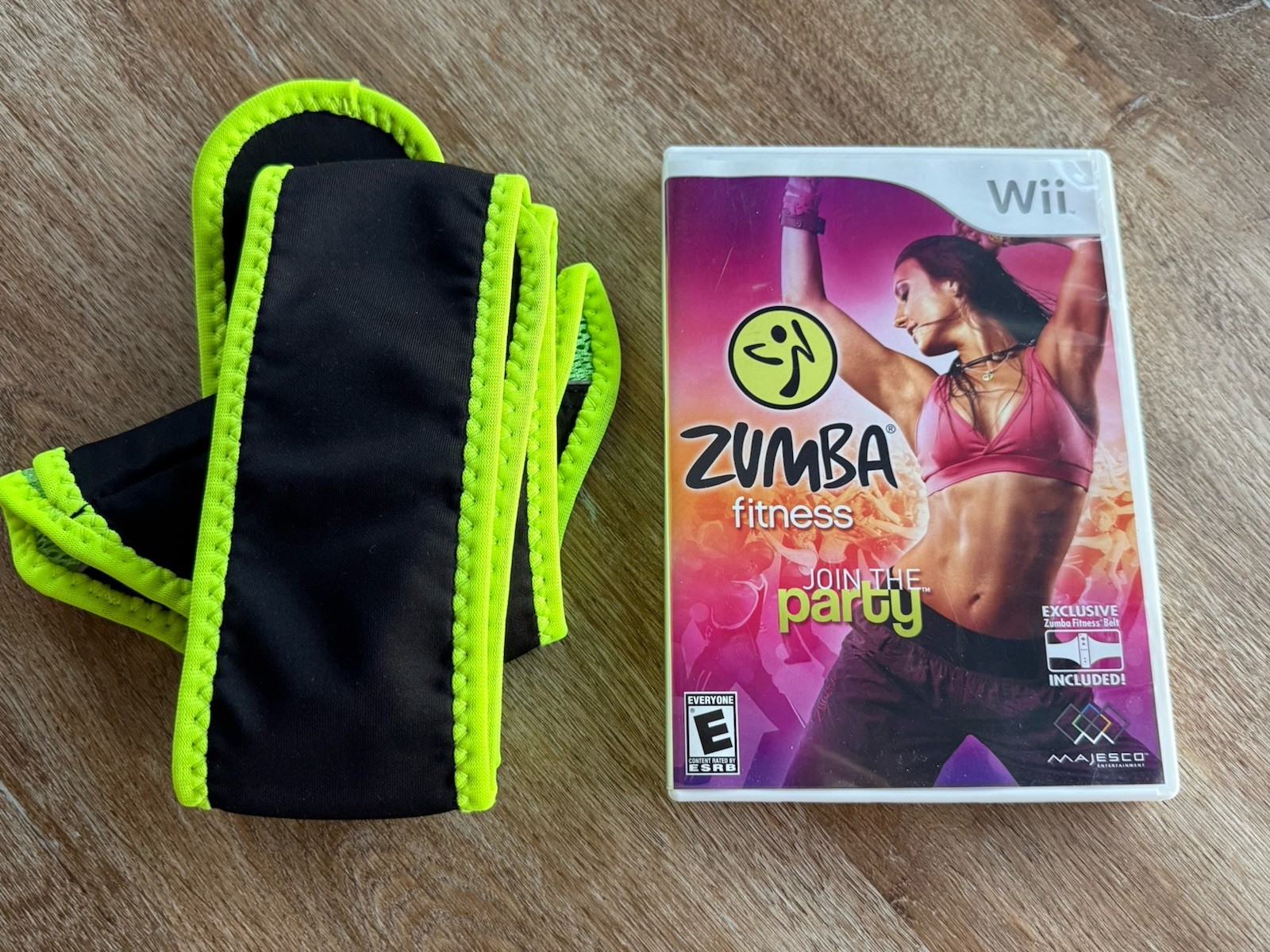 Majesco Zumba Fitness: Join the Party Wii Game & Fitness Belt Bundle