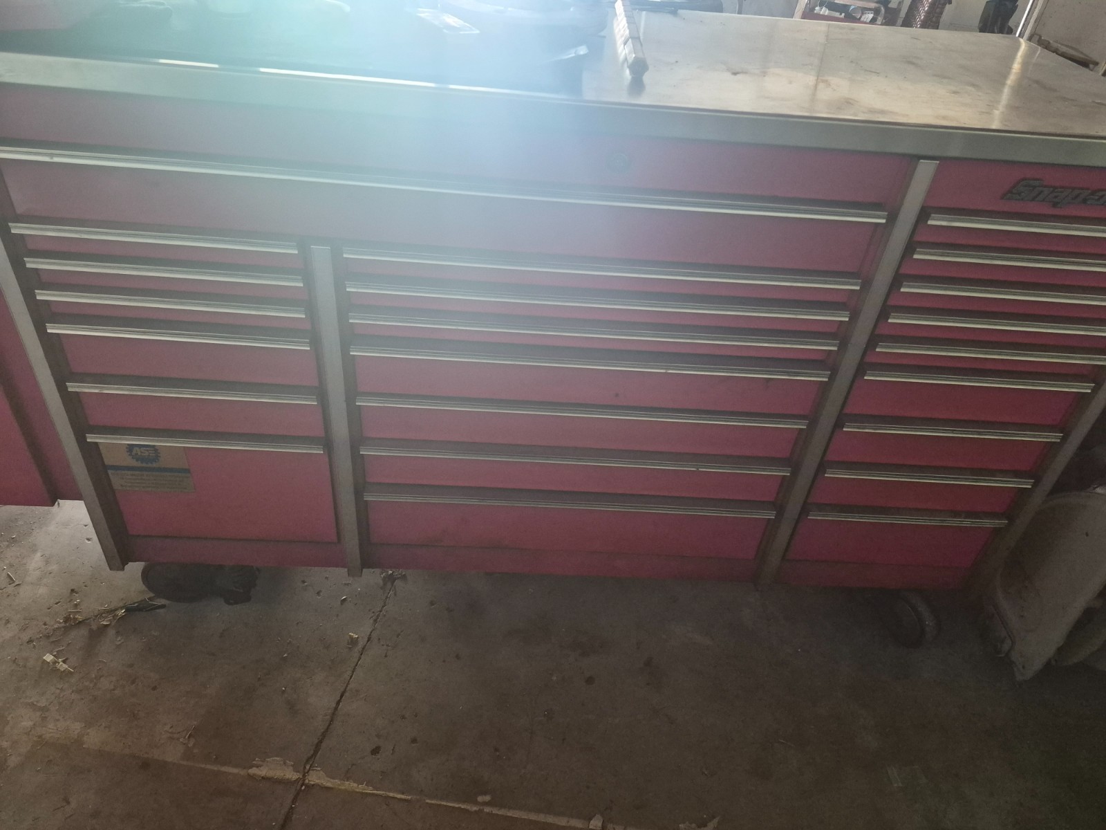 snap on big red tool box and side cabinet