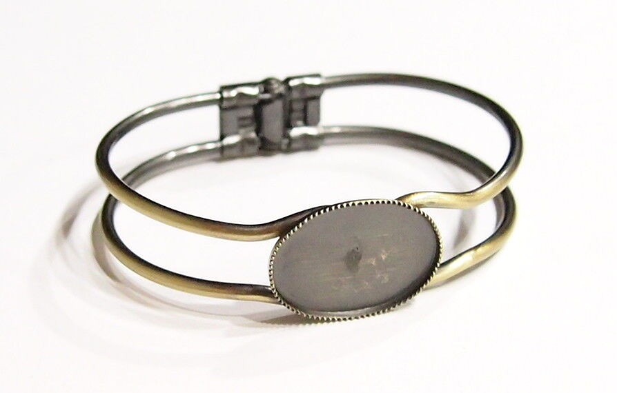 2 of 25x18mm Antique Gold Hinged Victorian Deco Bracelet Settings 4 Cabochons