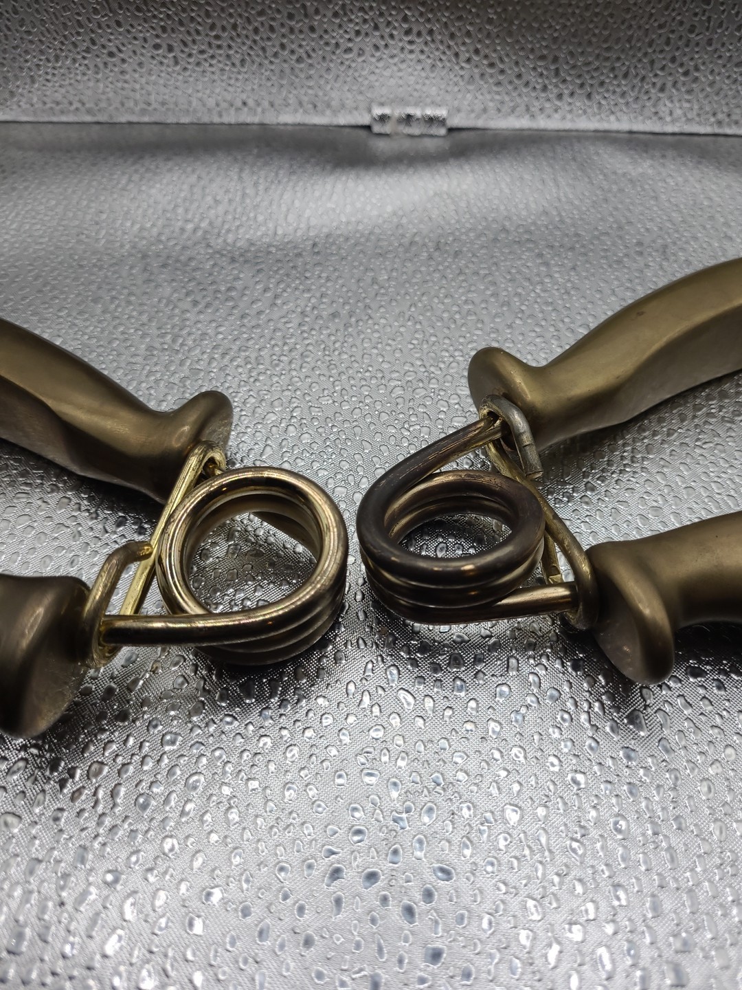 Lot 2 Vintage Solid Brass Exercise Hand Grip Hand Strength Exercise Grippers