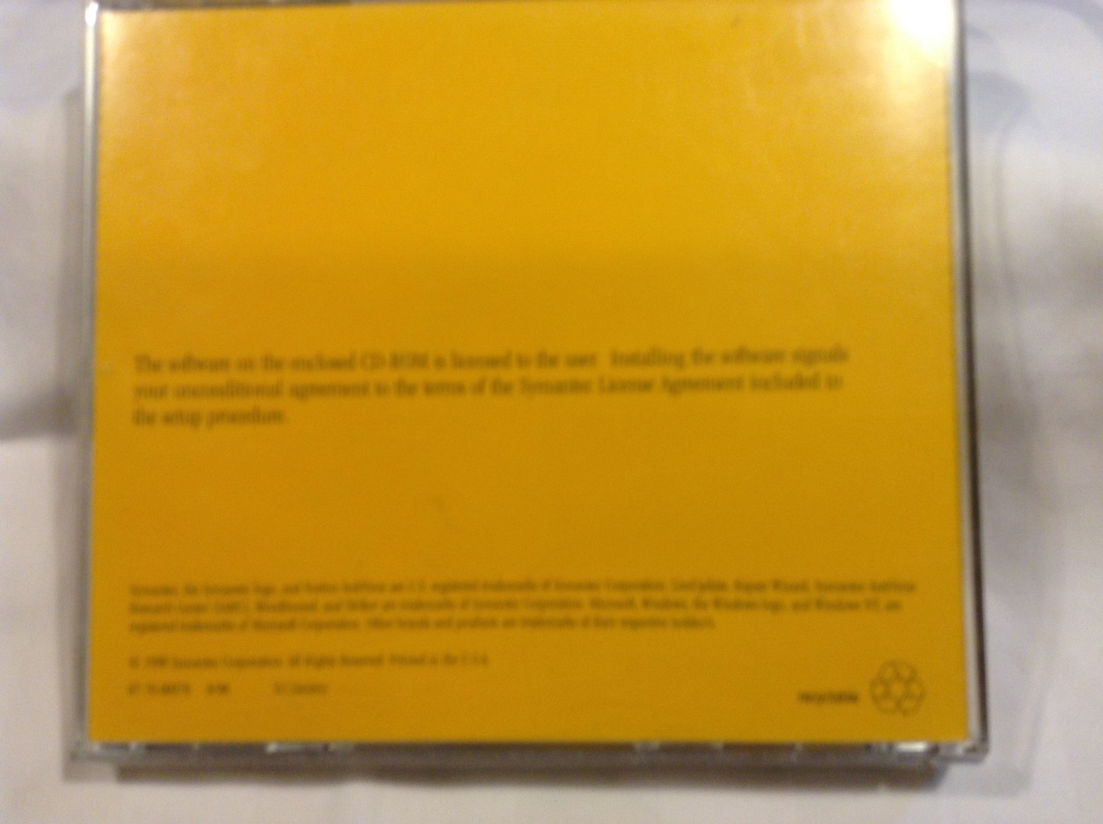 SYMANTEC NORTON ANTIVIRUS SOFTWARE Version 5.0, Windows 98, 95, 3.1/DOS, NT.