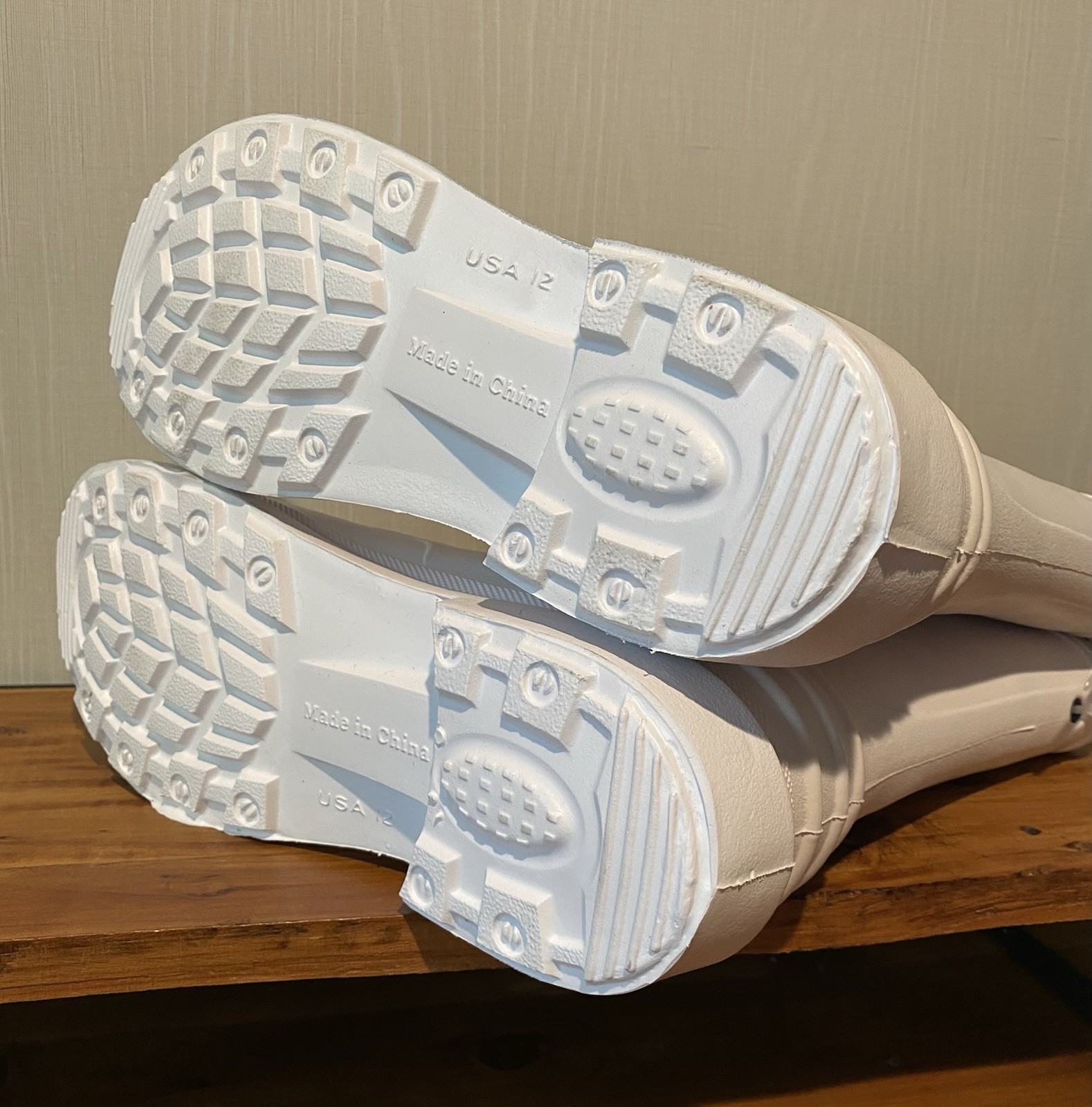 NWT Marlin Trading Company Light Weight Deck Boots White Size 12