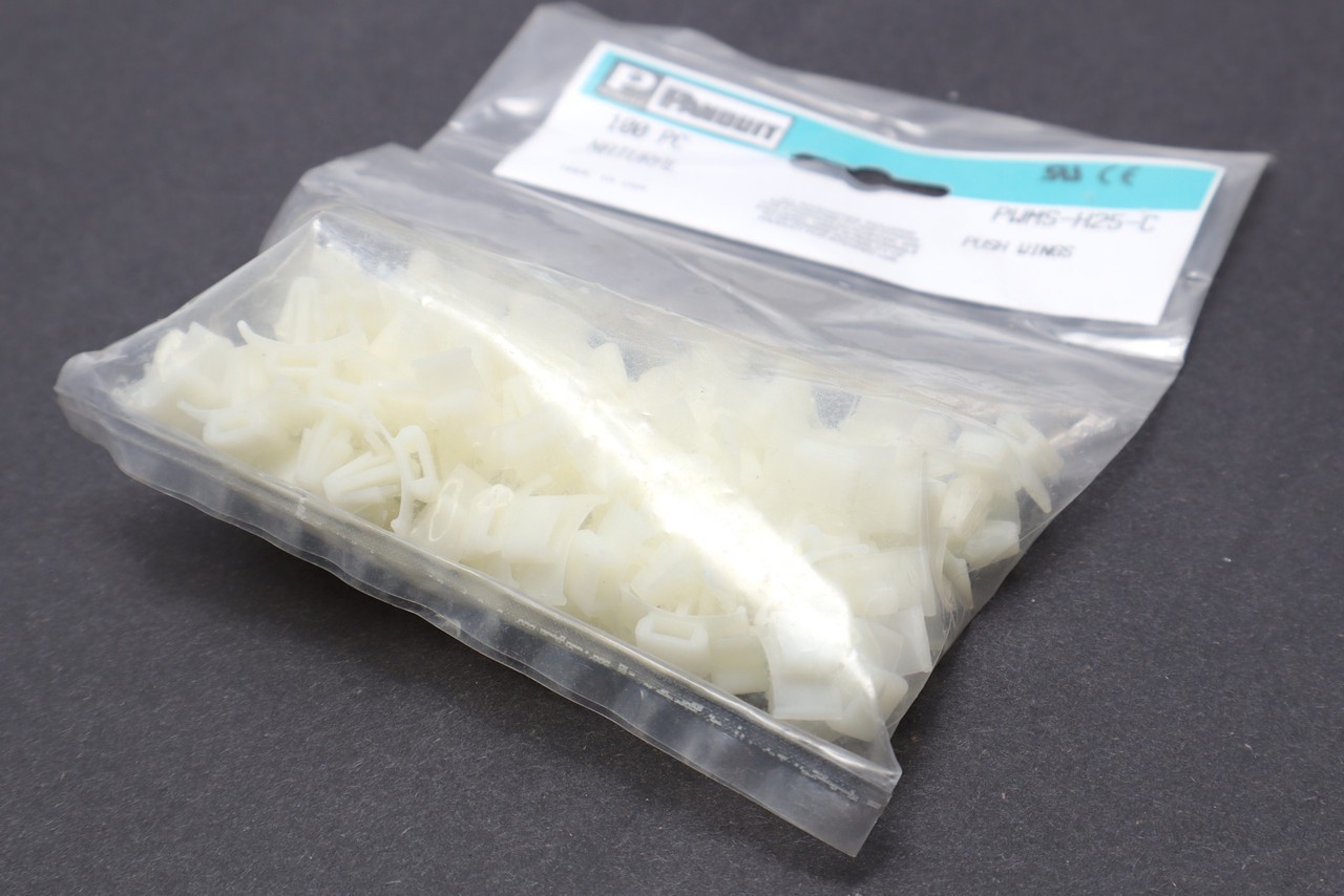 Panduit Corp. PWMS-H25-C Single Opening Winged Cable Tie Holder, 100pcs