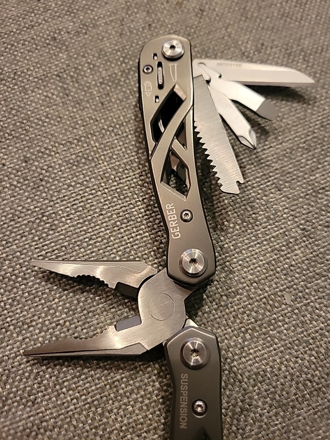 Gerber Essentials Suspension Titanium Gray New Never Used