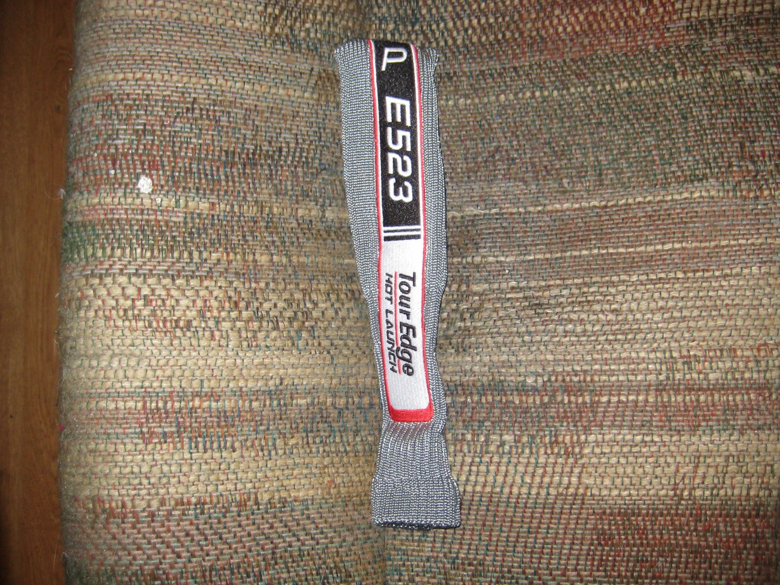 BRAND NEW  Tour Edge Hot Launch  E 523 Hybrid  P  wedge Hybrid  headcover