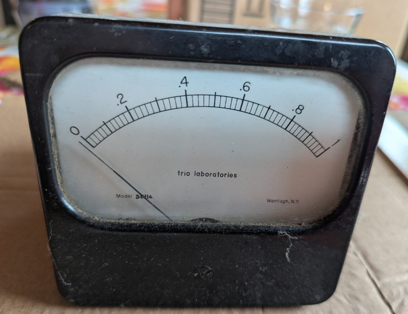 Vintage panel vacuum tube voltmeter indicator gauge model SE116 Trio Laborat.