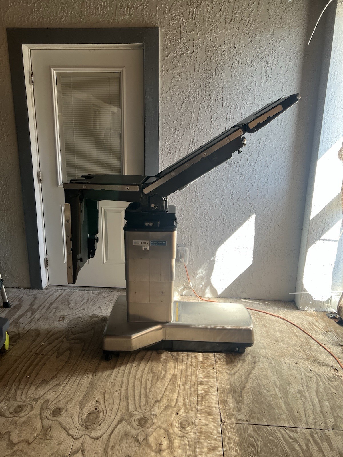 STERIS AMSCO 3085 SP Surgical Operating Table – Fully Functional