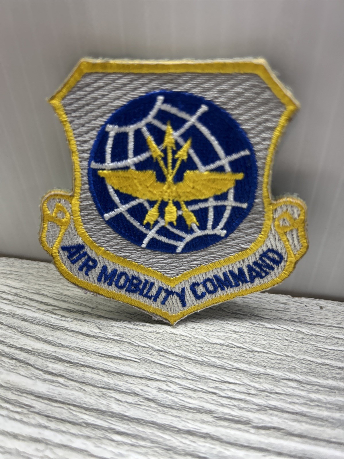 US MILITARY PATCH USAF AIR MOBILITY COMMAND HOOK AND LOOP BACK