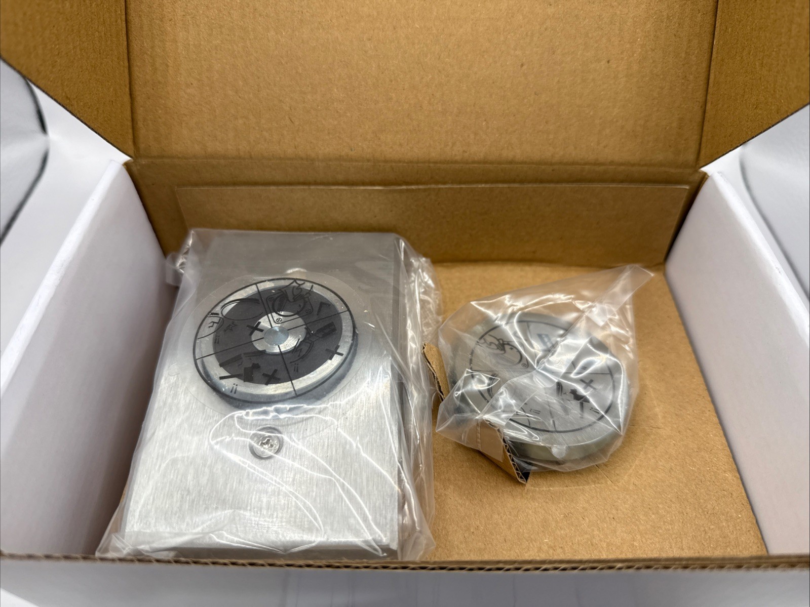 Doormerica 2100 Electromagnetic Fire Mag Door Holder Satin Alum