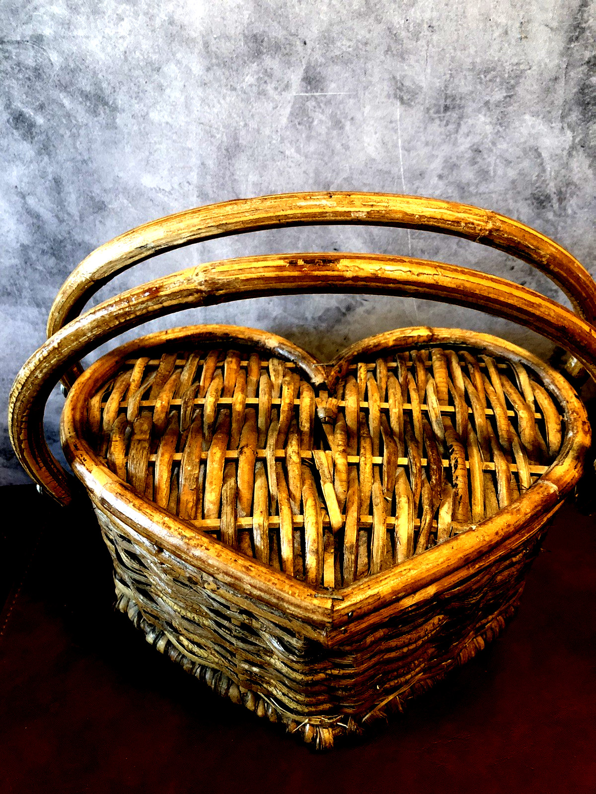 VTG Heart Wicker Rattan Basket. 1970s  12"X10" ~ Lined