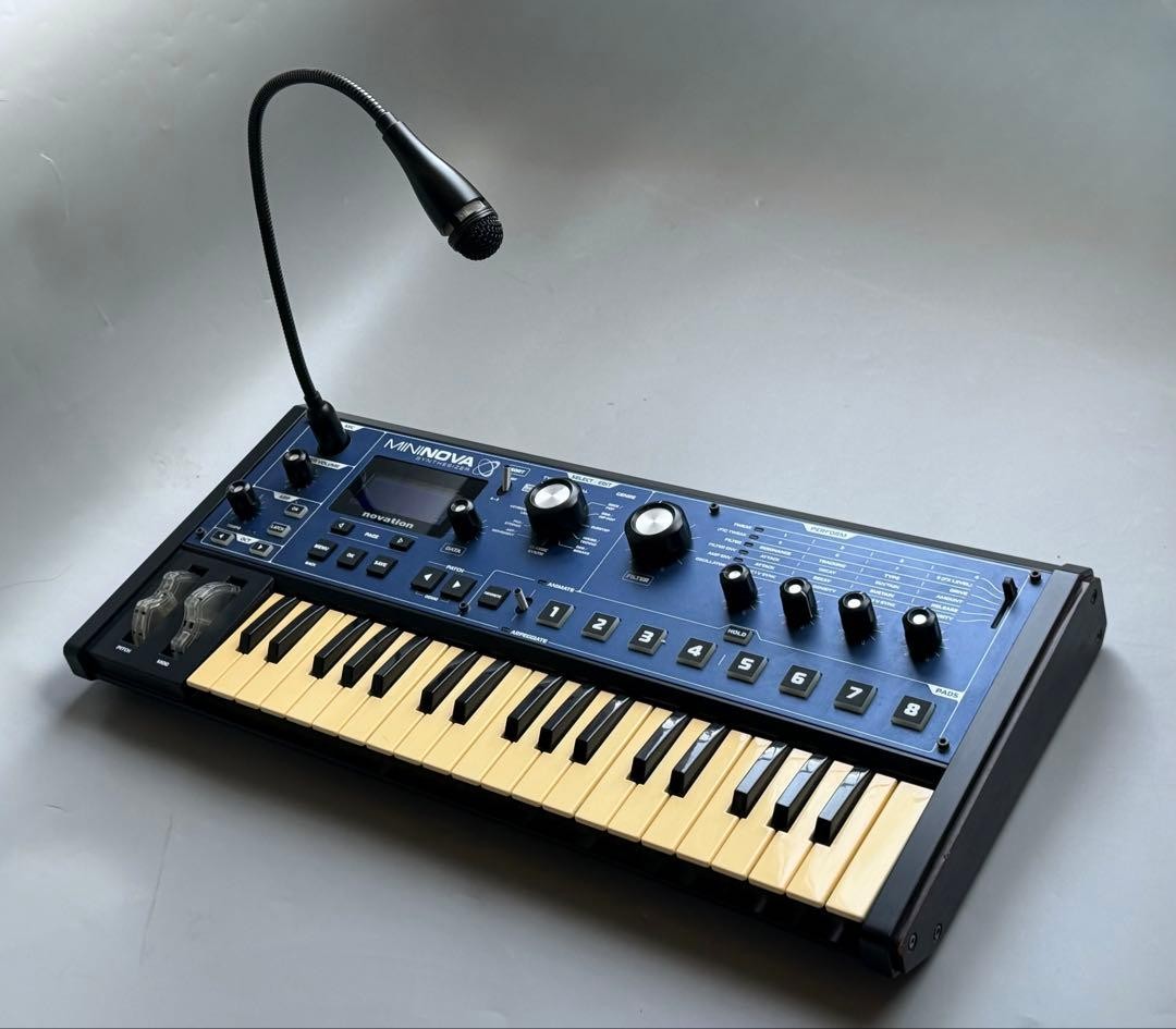 Novation MiniNova Portable 37 Keyboard Synthesizer #0003