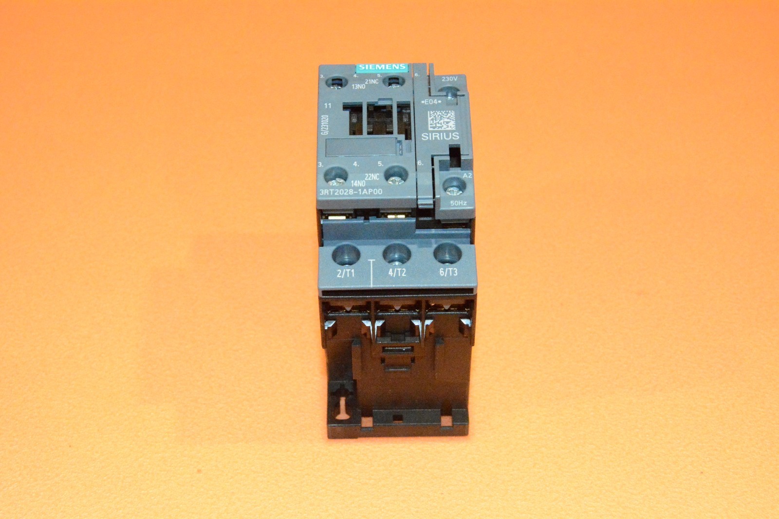 Siemens 3RT2028-1AP00 Contactor Contactor