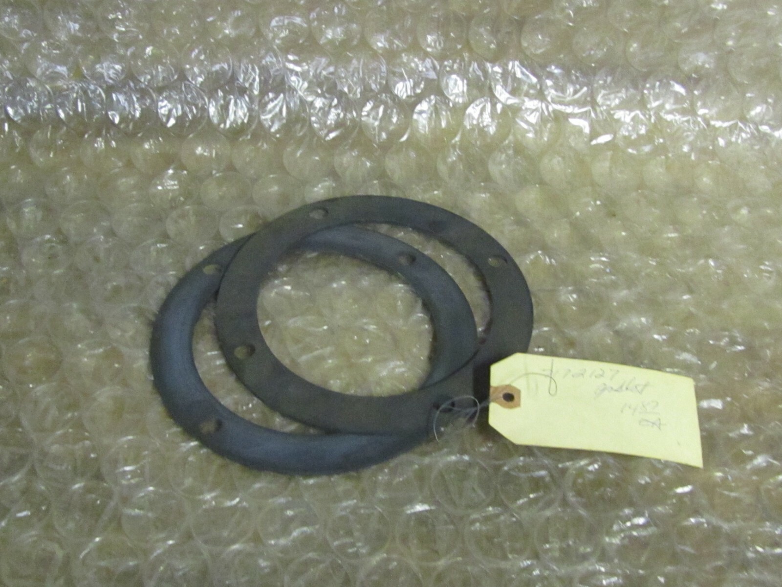 Elgin Pelican Street Sweeper GASKET 7172127   LOT OF 2 GASKETS