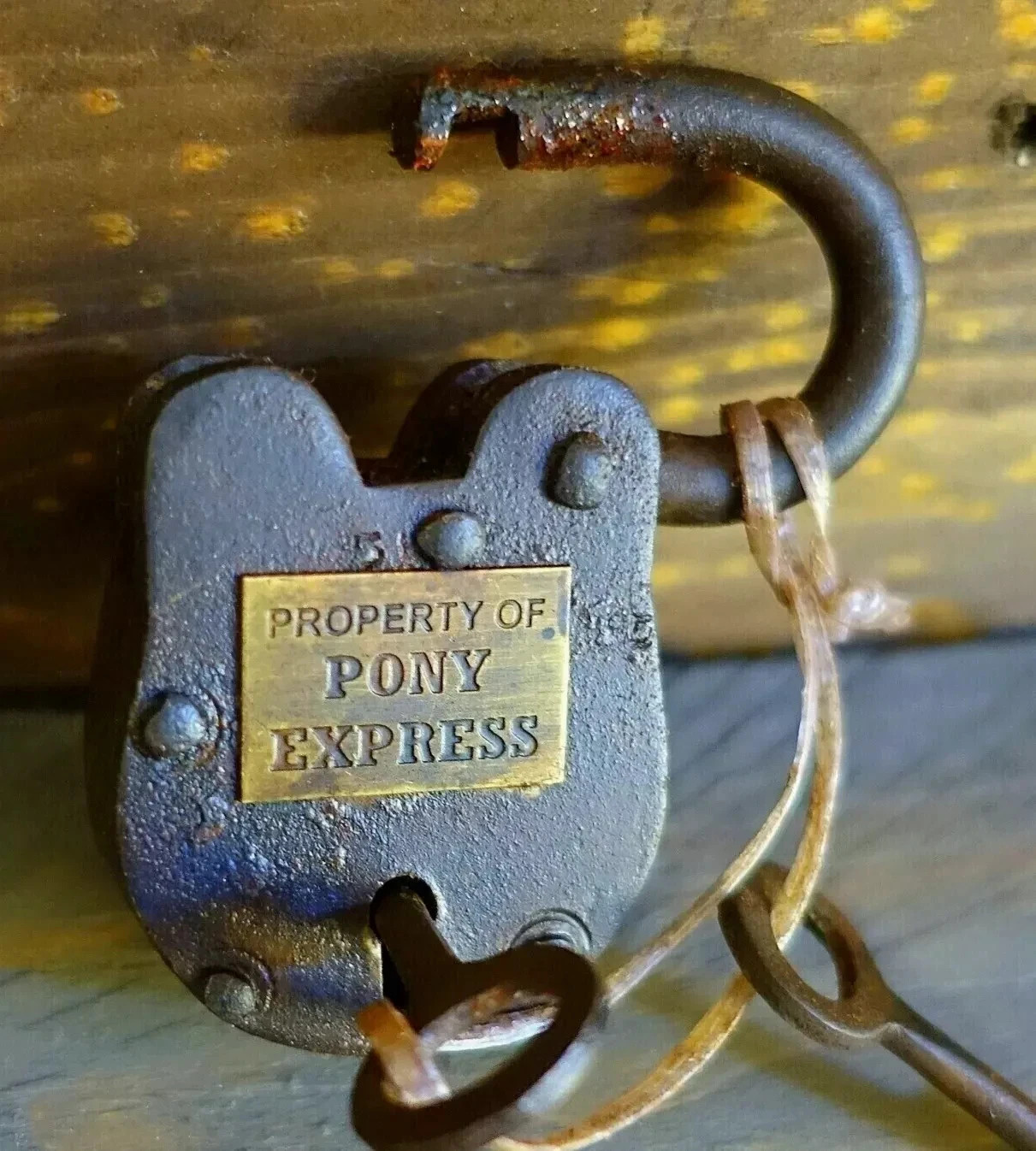 Padlock Pony Express Cast Iron Working Lock 4'' U.S. Postal Western lock