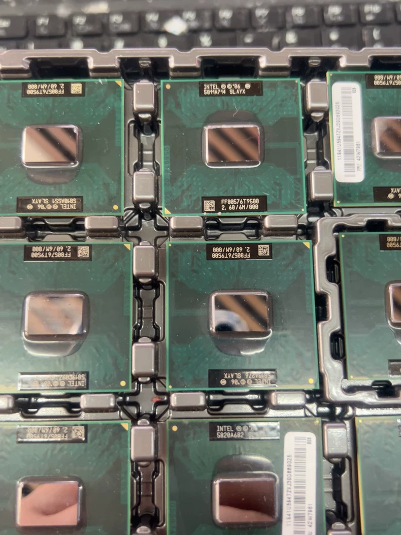 Intel Core 2 Duo T9500 2.6GHz 6M 800 CPU Laptop Processor Dual-Core CPU